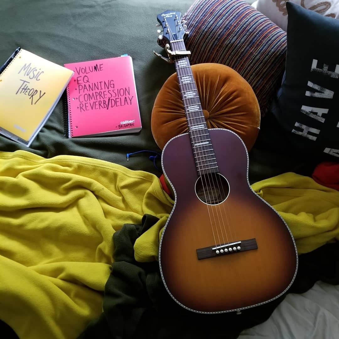 Recording King RPS-7 Dirty 30's Series 7 Single 0 Acoustic Guitar, Tobacco Sunburst customer photo 2