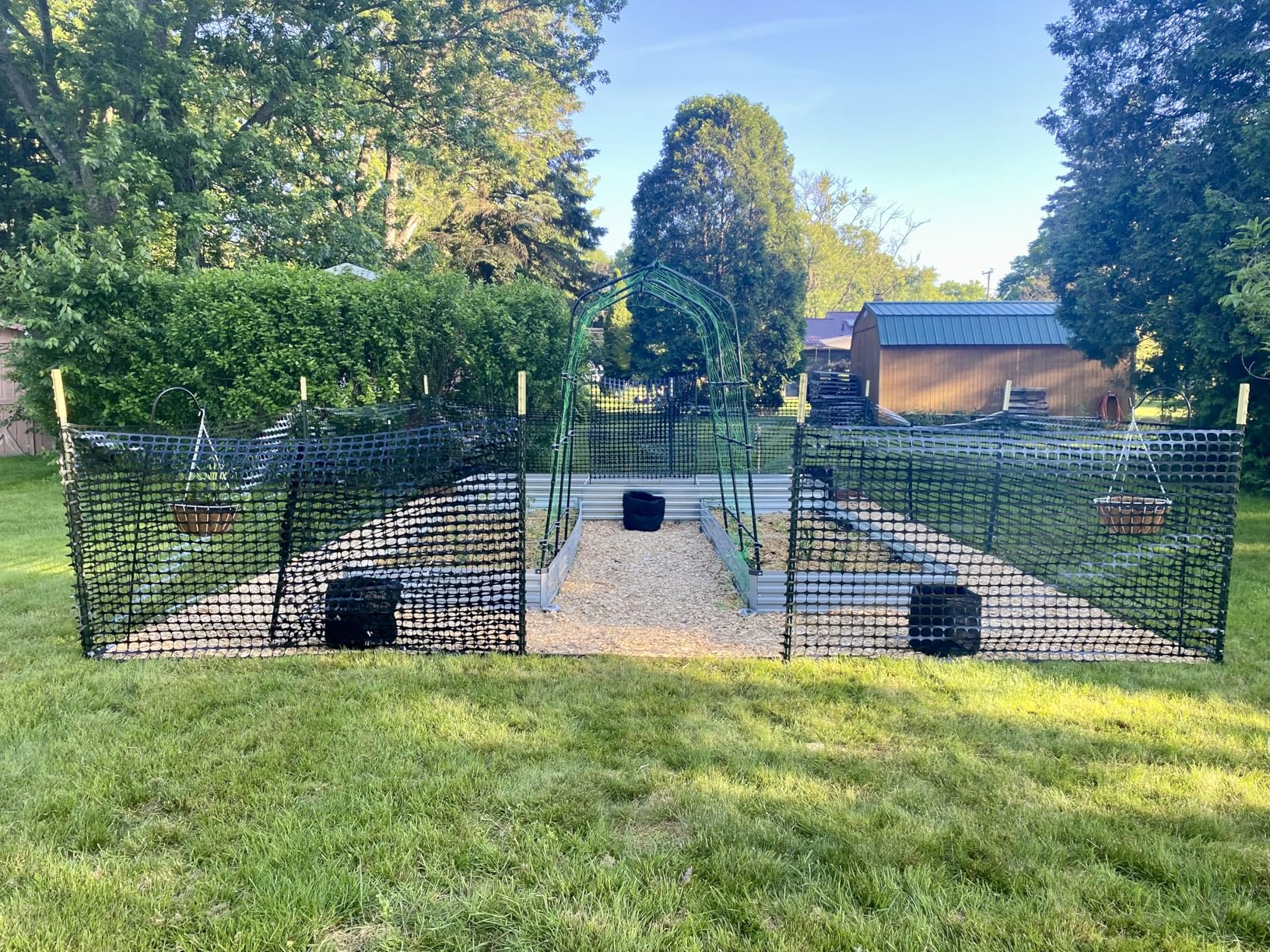 Houseables Green Plastic Fencing, 4 x 100 Feet, Snow Fence, Chicken, Deer Netting, Plastic Mesh Roll, Safety Netting, Construction, Yard, Garden, Dogs, Backyard customer photo 1