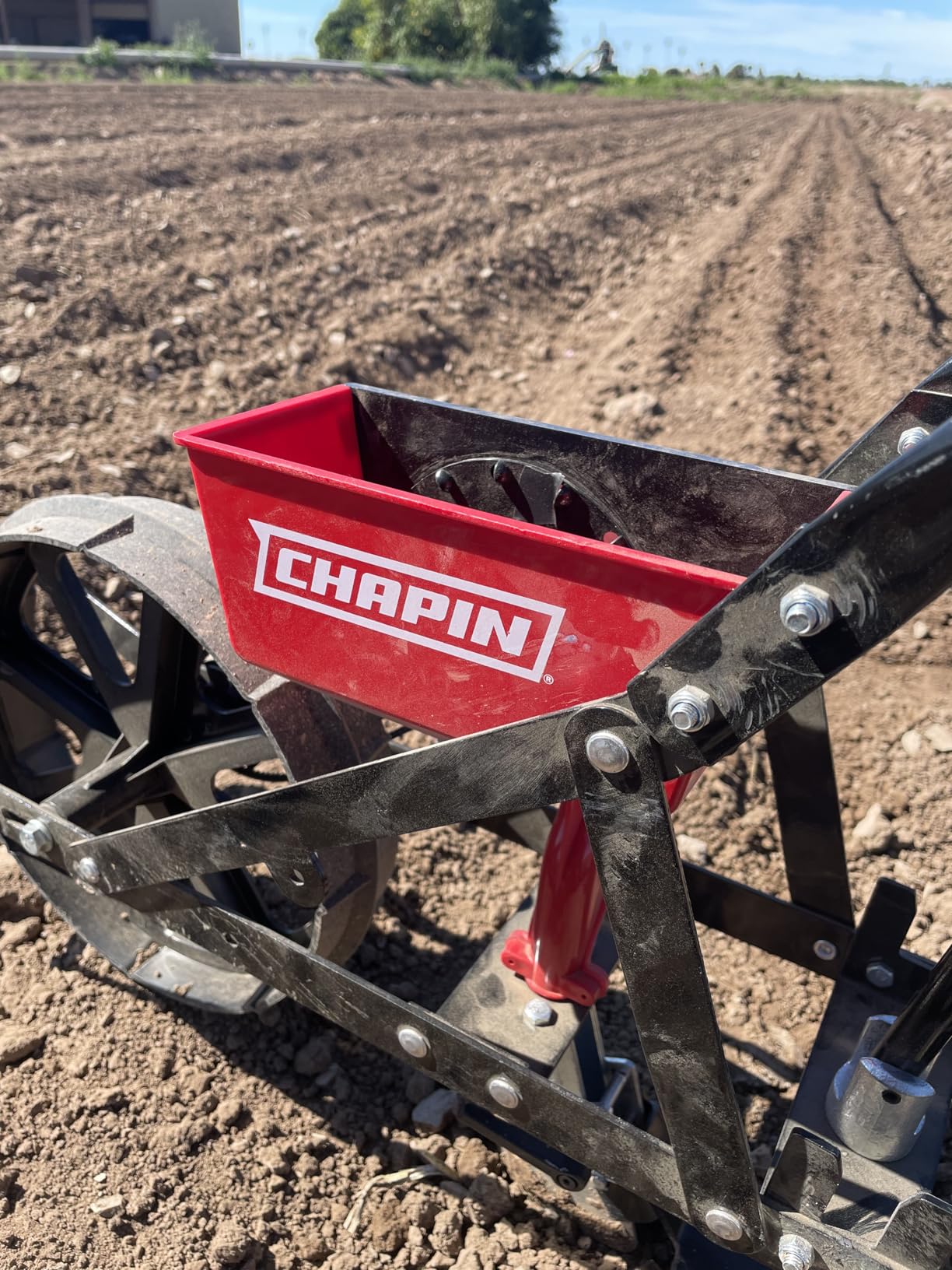 Chapin 8701B Garden Push Seeder Planter with 6 Seed Plates for up to 20 Varieties of Seeds, Zinc Plow Blade, Row Marker, Powder Coated Steel Frame, Red/Black customer photo 2