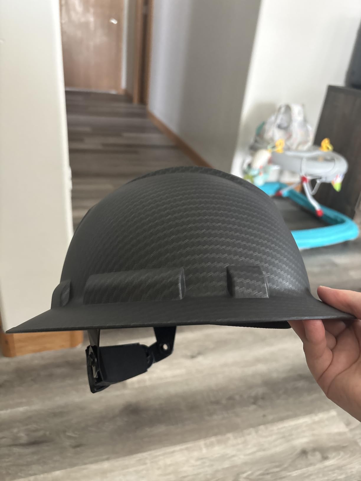 Pyramex Ridgeline Full Brim Hard Hat 4 Point Ratchet Matte White Graphite Pattern customer photo 1