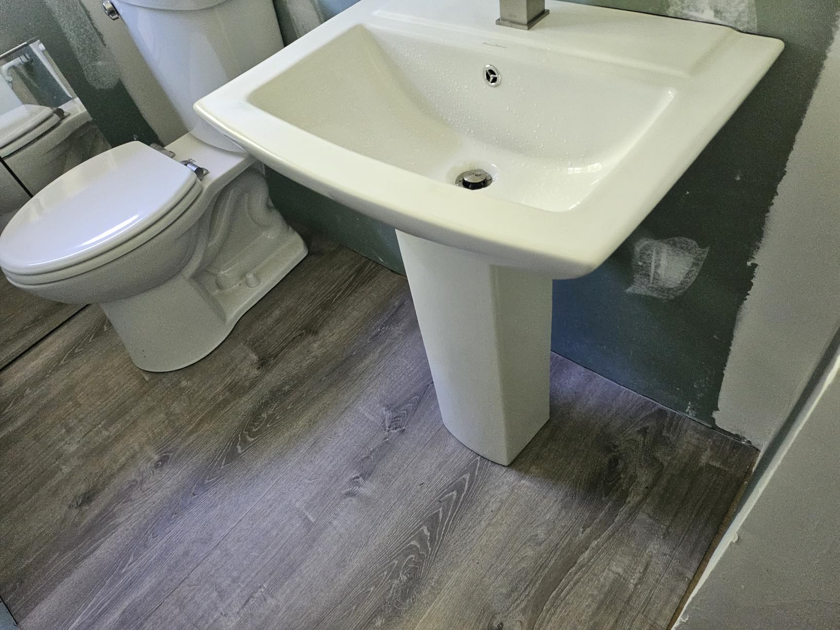 Sublime Rectangular Two-Piece Ceramic Pedestal Bathroom Sink in Glossy White with Overflow, Single Faucet Hole, Standard 1.75 in Drain customer photo 2