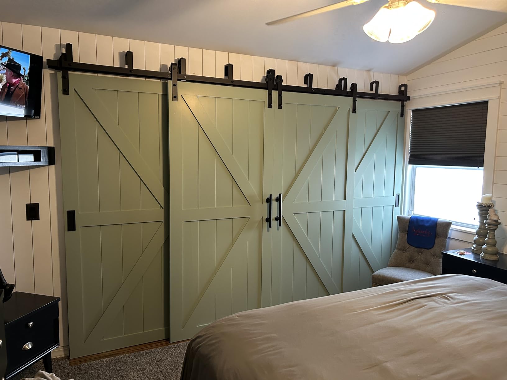 ZEKOO 8FT Four Doors Double Track Bypass Sliding Barn Door Hardware Kit customer photo 1