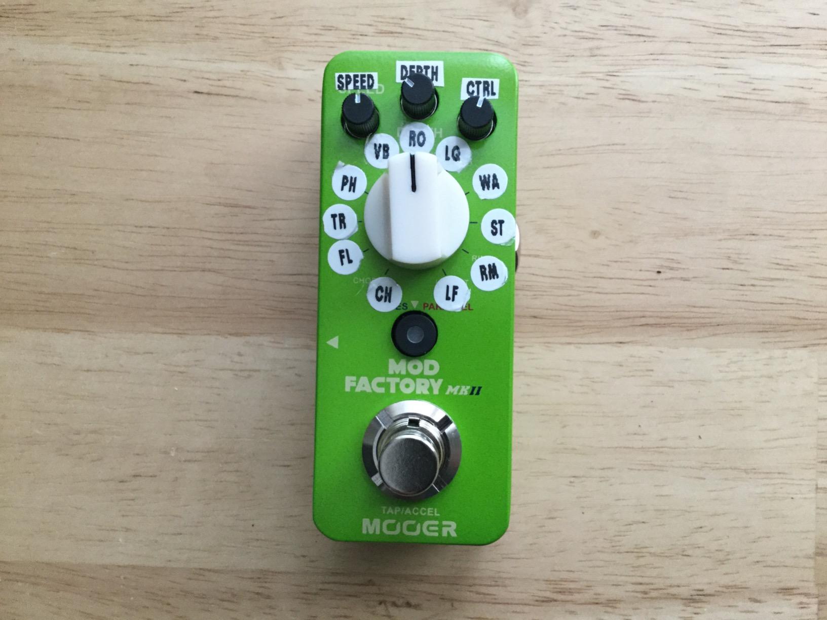 MOOER MOD Factory MKII with 11 Different Modulation Effects, Chorus, Flange, Tremolo, Phase, Low-bit, Ring Modulator, Real-time Tap Tempo, Acceleration Function customer photo 1
