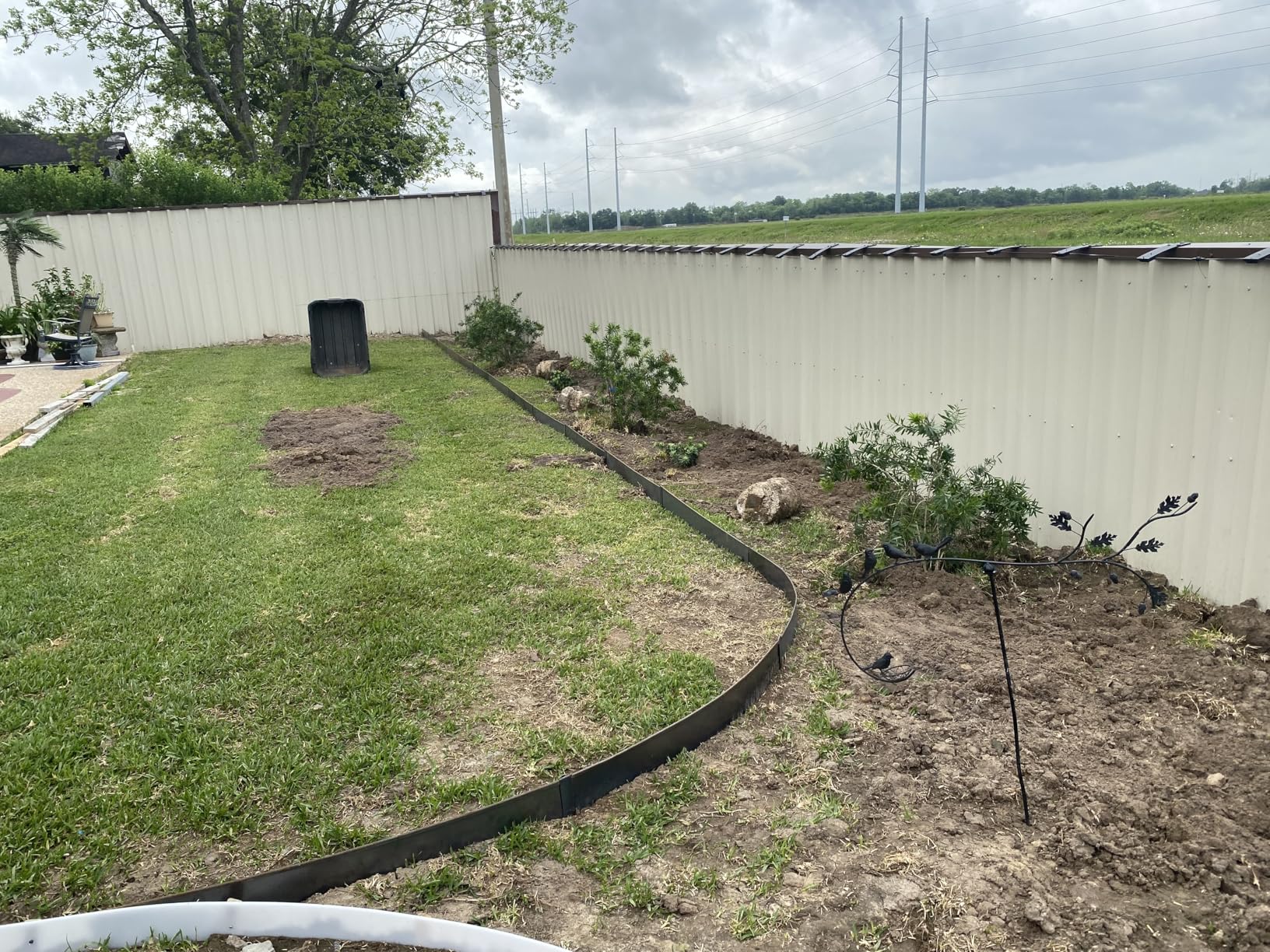 Edge Right - Hammer-in Landscape Edging - 48-inch Strips - 8-inch Depth 1/4-inch Rounded top COR-TEN Steel (5 Pack) customer photo 2
