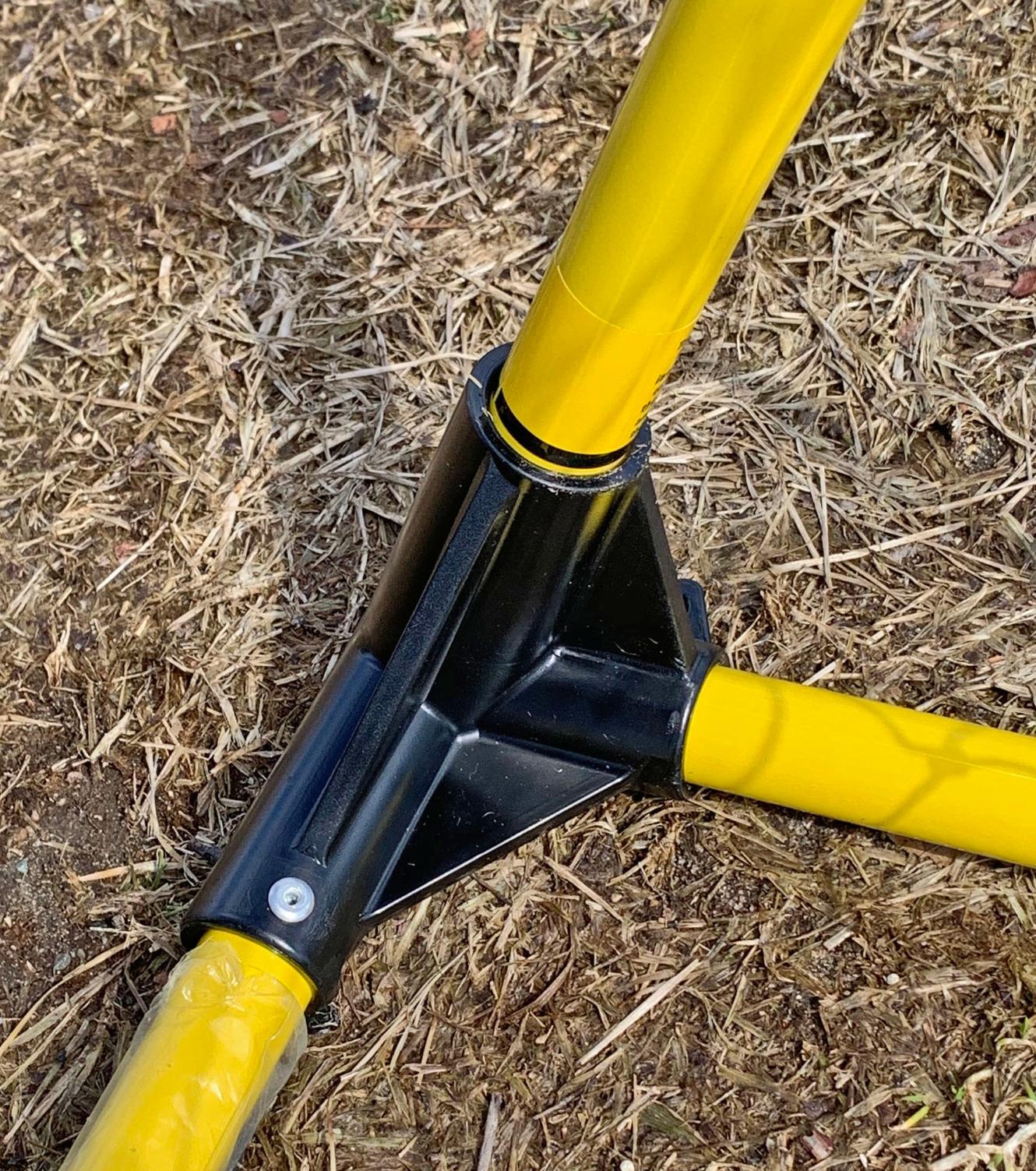 SKLZ Quickster Soccer Goal - Portable Goal for Backyard & Field - Durable Tension-Tite Frame & Heavy Gauge 2-Ply Net - Adjustable Click-Lock Poles, Metal Stakes - Carrying Case with Handle customer photo 2