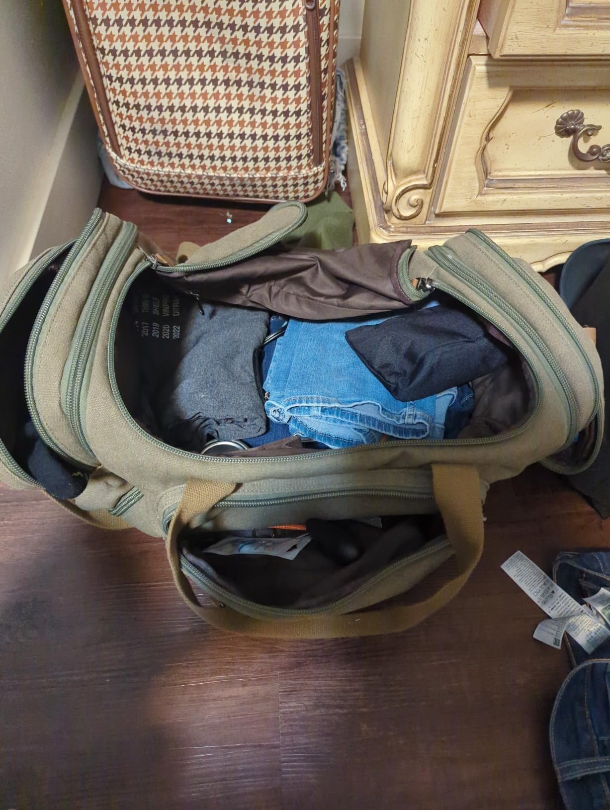 Gonex Canvas Duffle Bag for Travel 60L Duffel Overnight Weekend Bag (Coffee) customer photo 1