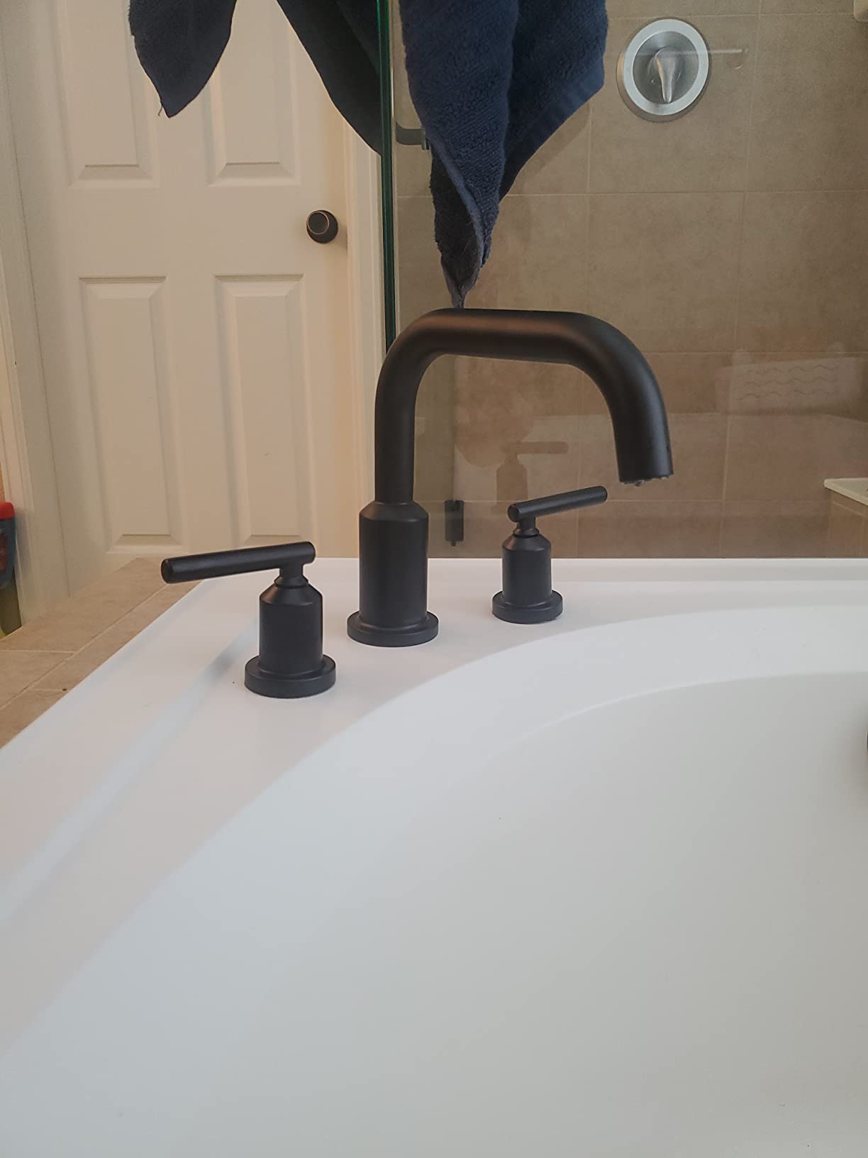 Moen Gibson Two-Handle Deck Mounted Modern Roman Tub Faucet, Valve Required, Matte Black, T961BL customer photo 2