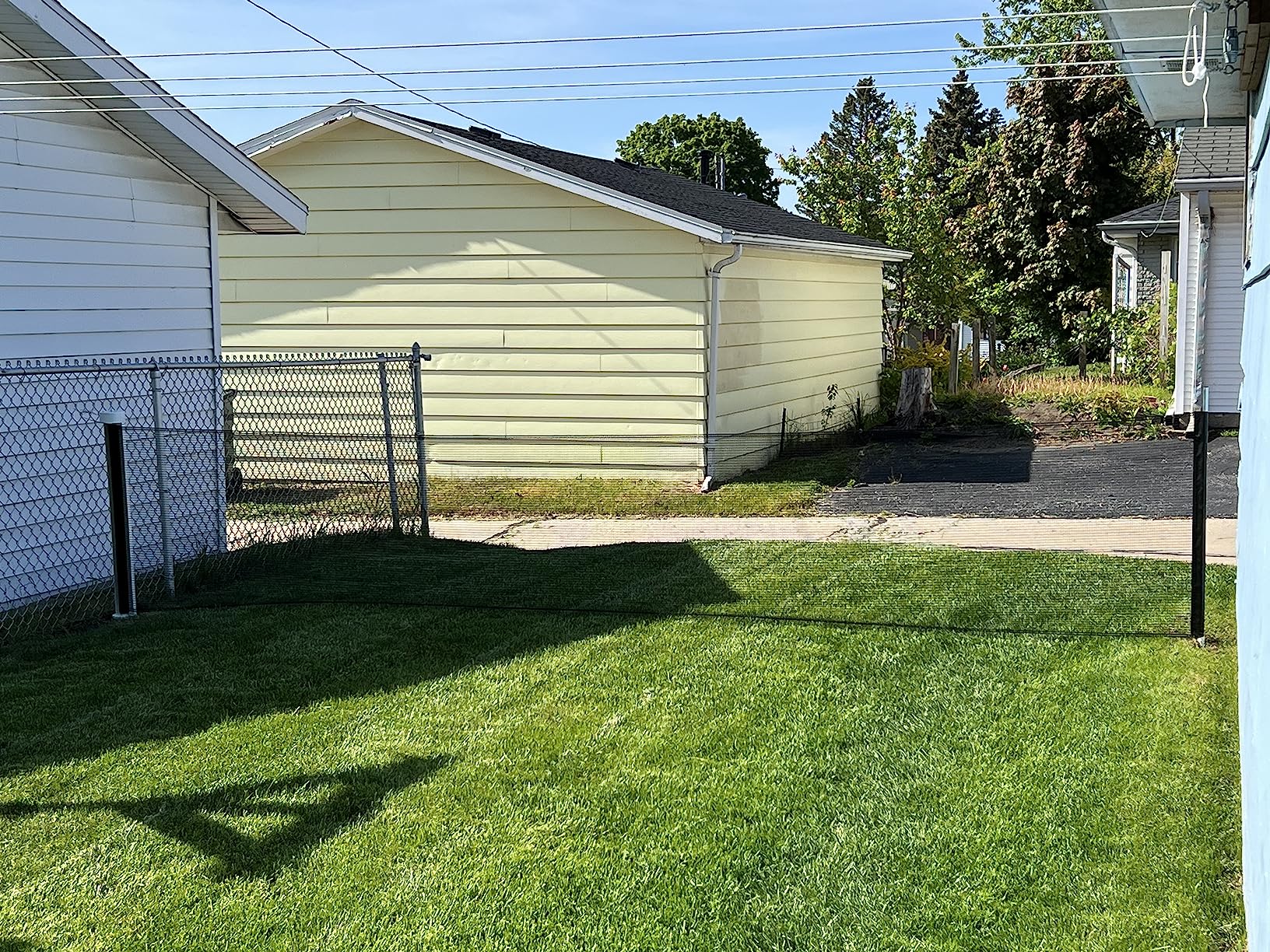 Kidkusion Retractable Driveway Guard | Adjustable Up to 25 Ft. | Visual Boundary for Playtime Safety | Black | Made in USA customer photo 2