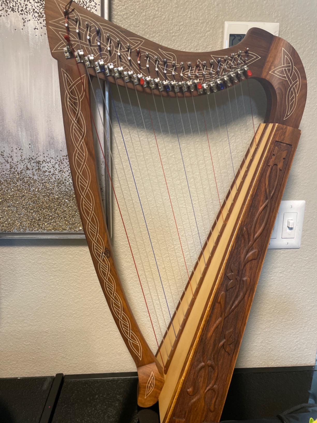 Heather Harp w/Full Chelby Levers - Vine Engraved customer photo 1