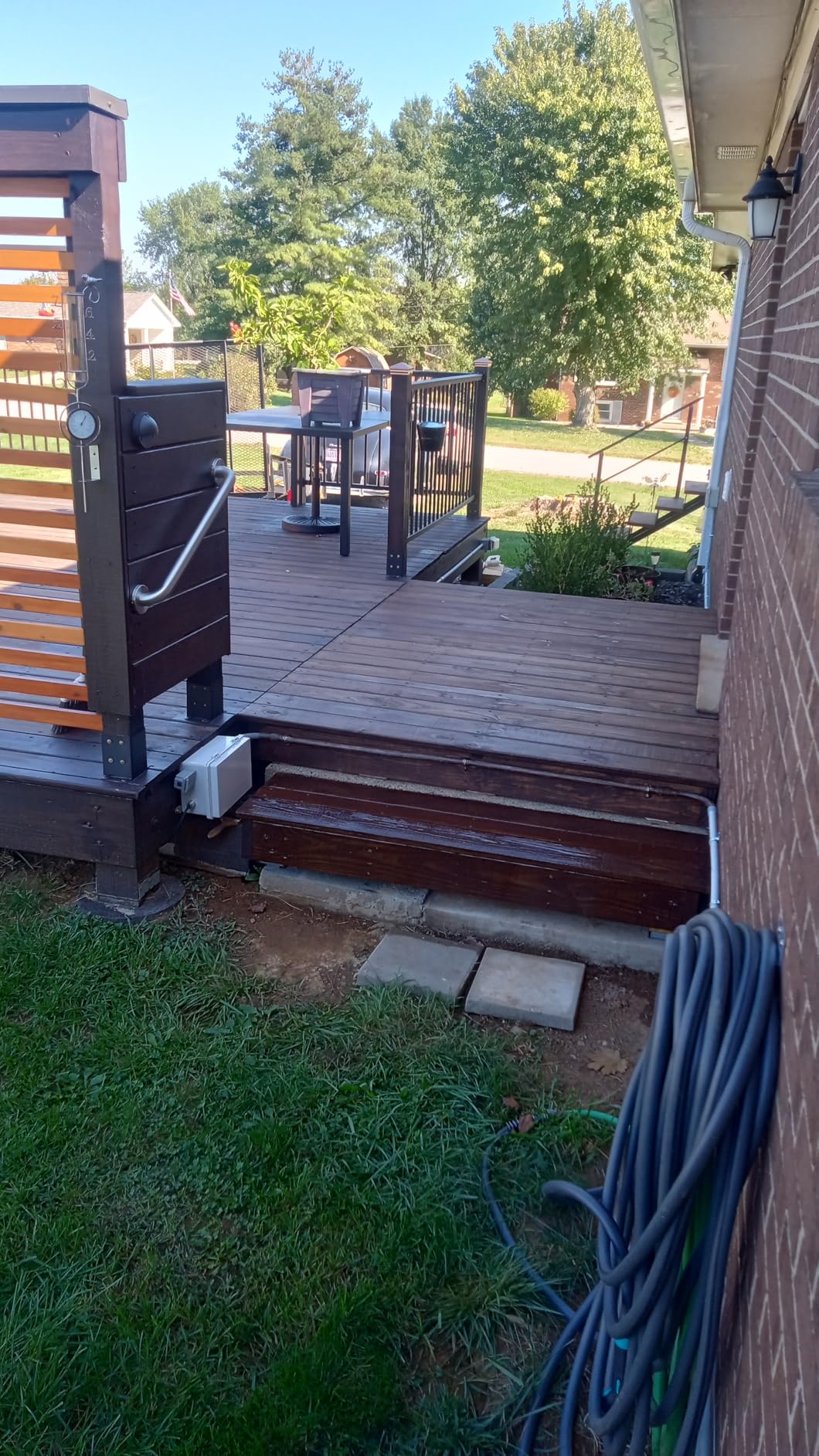 Weatherables 36 in. H x 8 ft. W Stanford Deck Railing Kit - Aluminum Porch & Balcony Railing Kit with Black Powder-Coated Finish, Adjustable Outdoor Hand Rail System customer photo 2