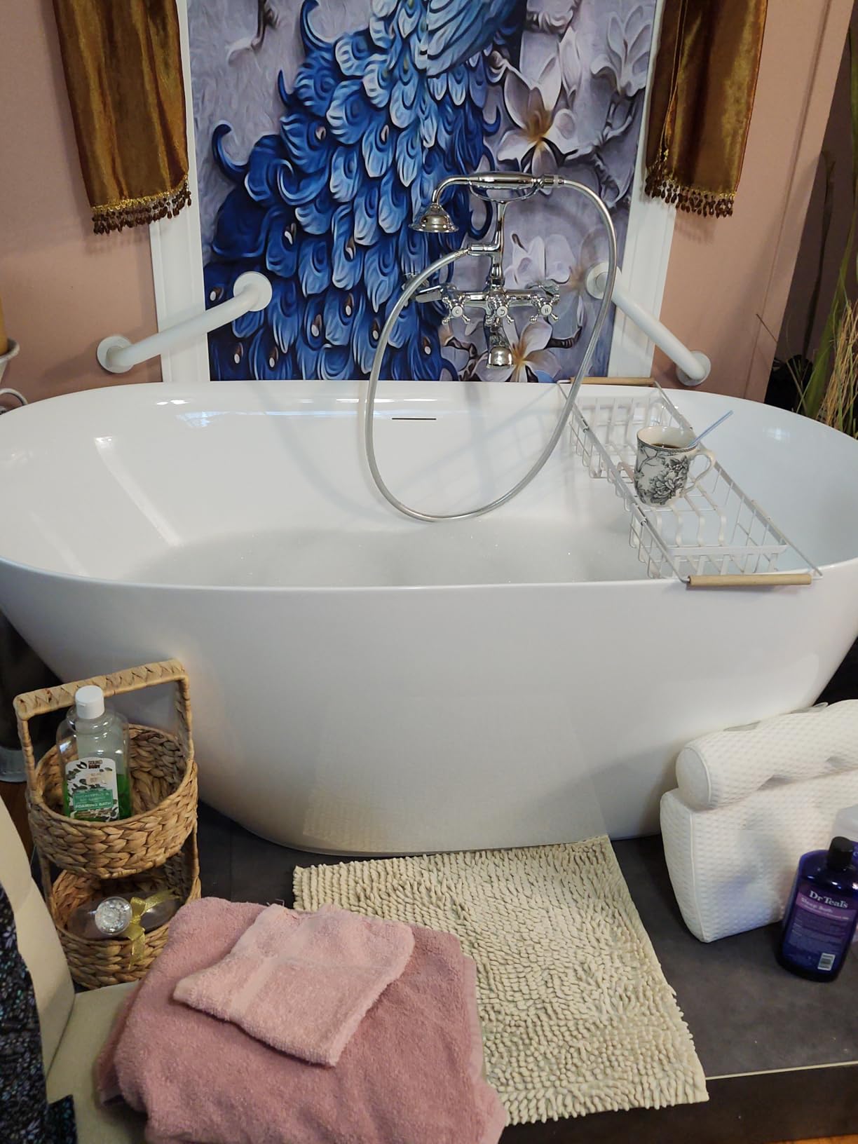 ANZZI Freestanding Bathtub 67 in Acrylic Glossy White Flat Bottom Soaking Tub, Ami Series One-Piece, Center Drain, Polished Chrome Overflow, Slip-Resistant Floor, Leveling Adjustable Feet | FT-AZ401 customer photo 1