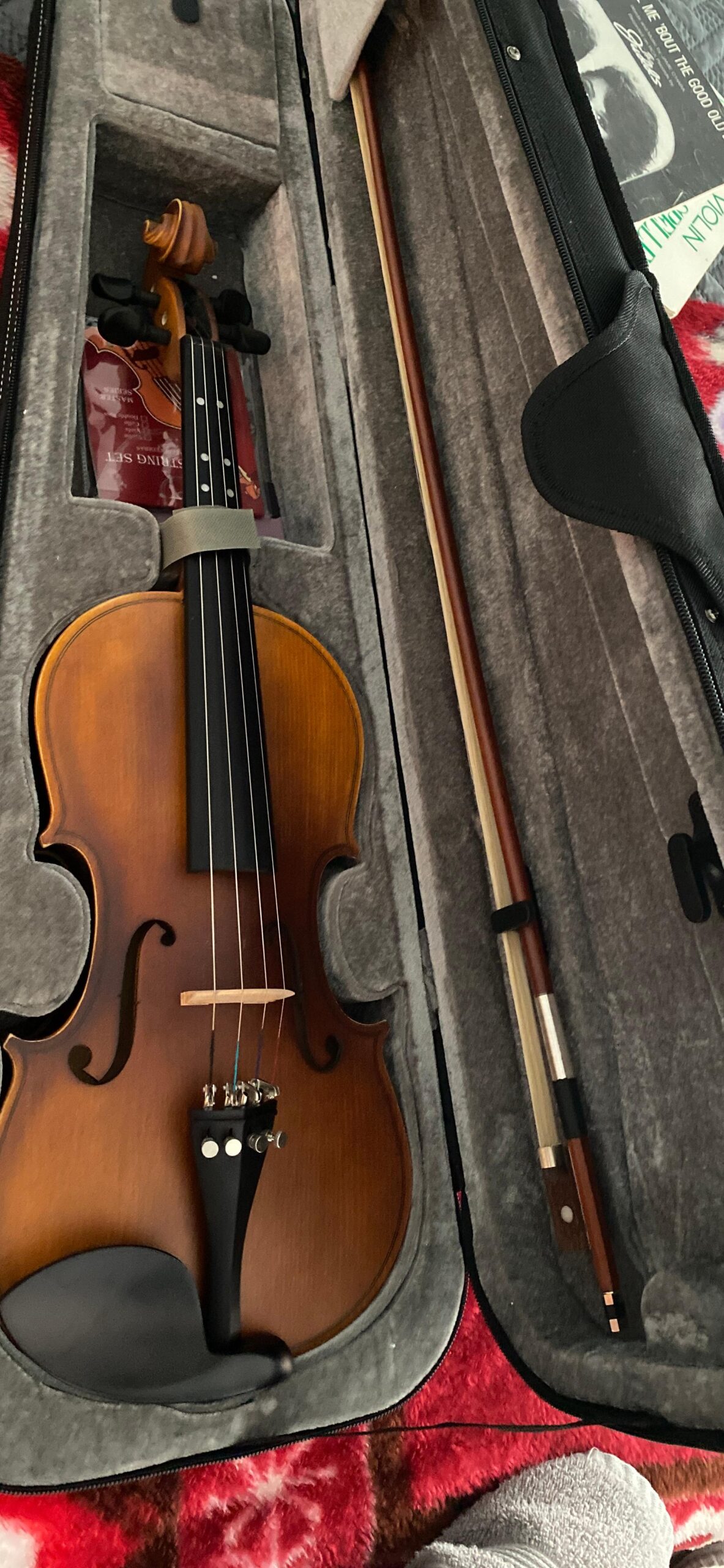 Eastar 3/4 Violin for Beginners, Violins Kit for Student, Fiddle with Hard Case, Rosin, Shoulder Rest, Bow, and Extra Strings (Imprinted Finger Guide on Fingerboard) customer photo 1