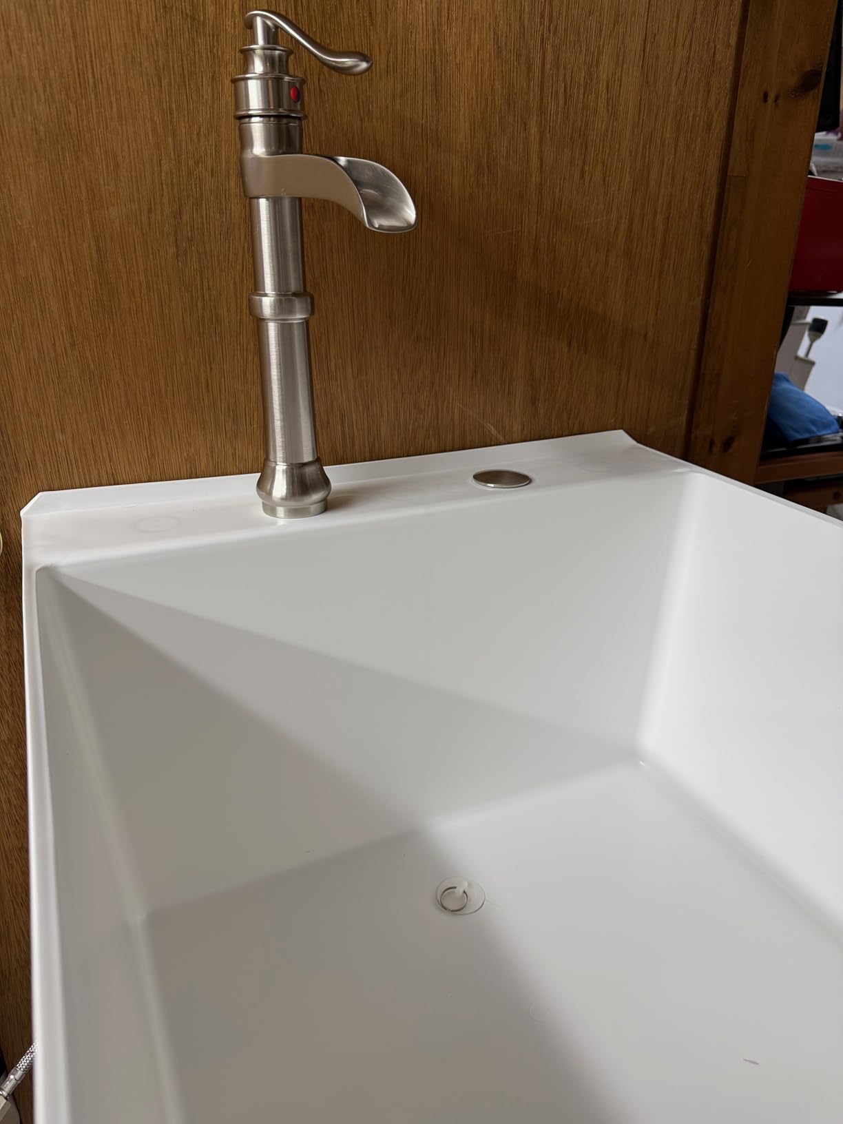 19 Gallon Utility Sink Laundry Tub by JS Jackson Supplies with Adjustable Metal Legs, Ideal for Laundry room, Basement, or Garage Workshop. Heavy Duty Shop Sink. No Faucet Included (White) customer photo 2