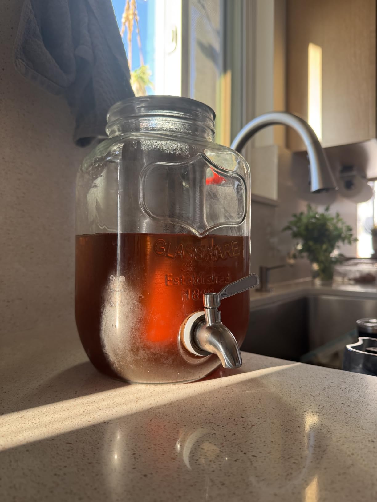 Zulay 1 Gallon/128oz Cold Brew Coffee Maker - Thick Glass Pitcher with Stainless Steel Filter, Lid & Spout - Large Mason Jar Container Dispenser - Iced Coffee & Sun Tea Brewer for Fridge - Silver customer photo 1