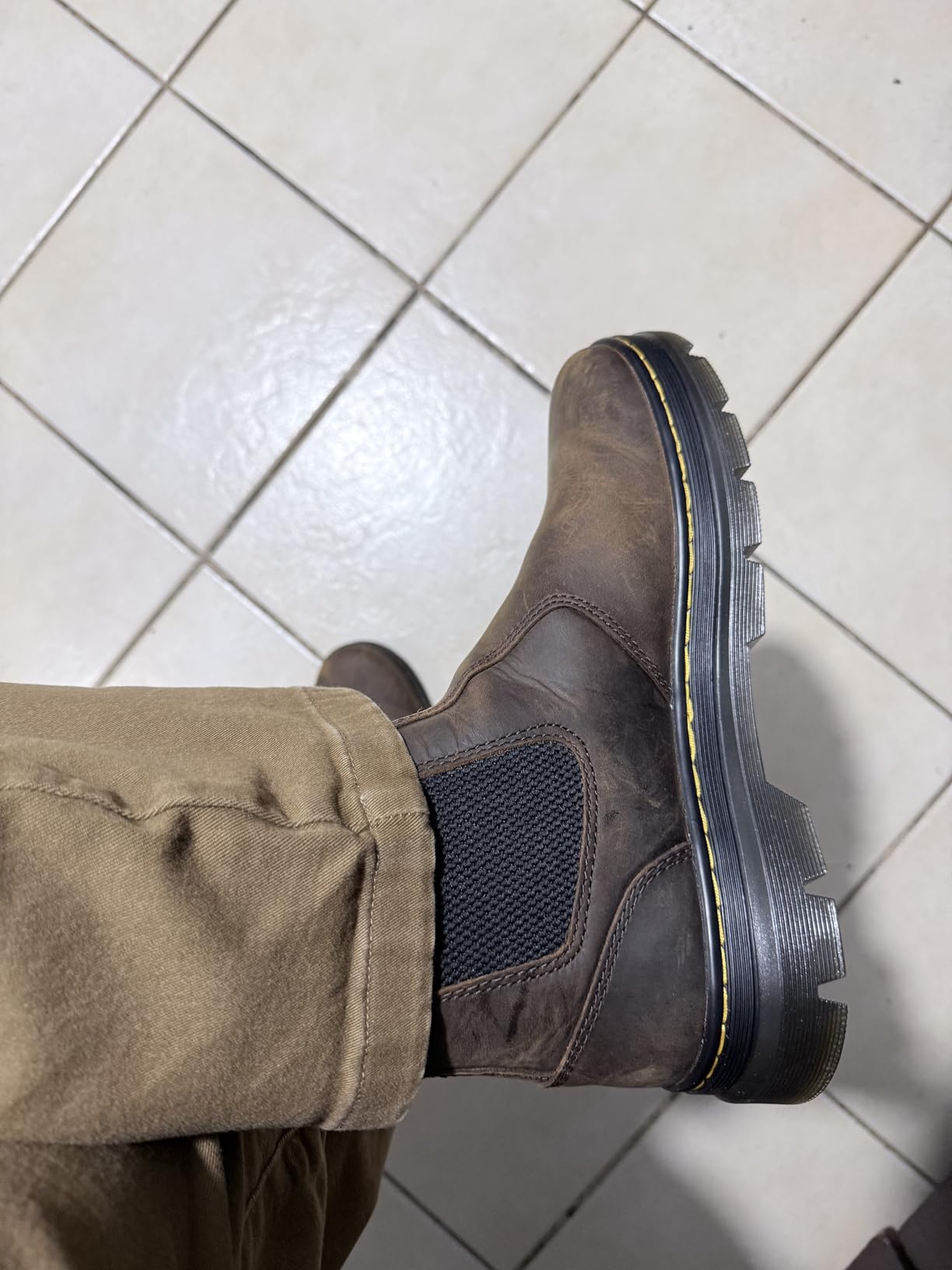 unisex-adult Embury Leather Chelsea Boot customer photo 1