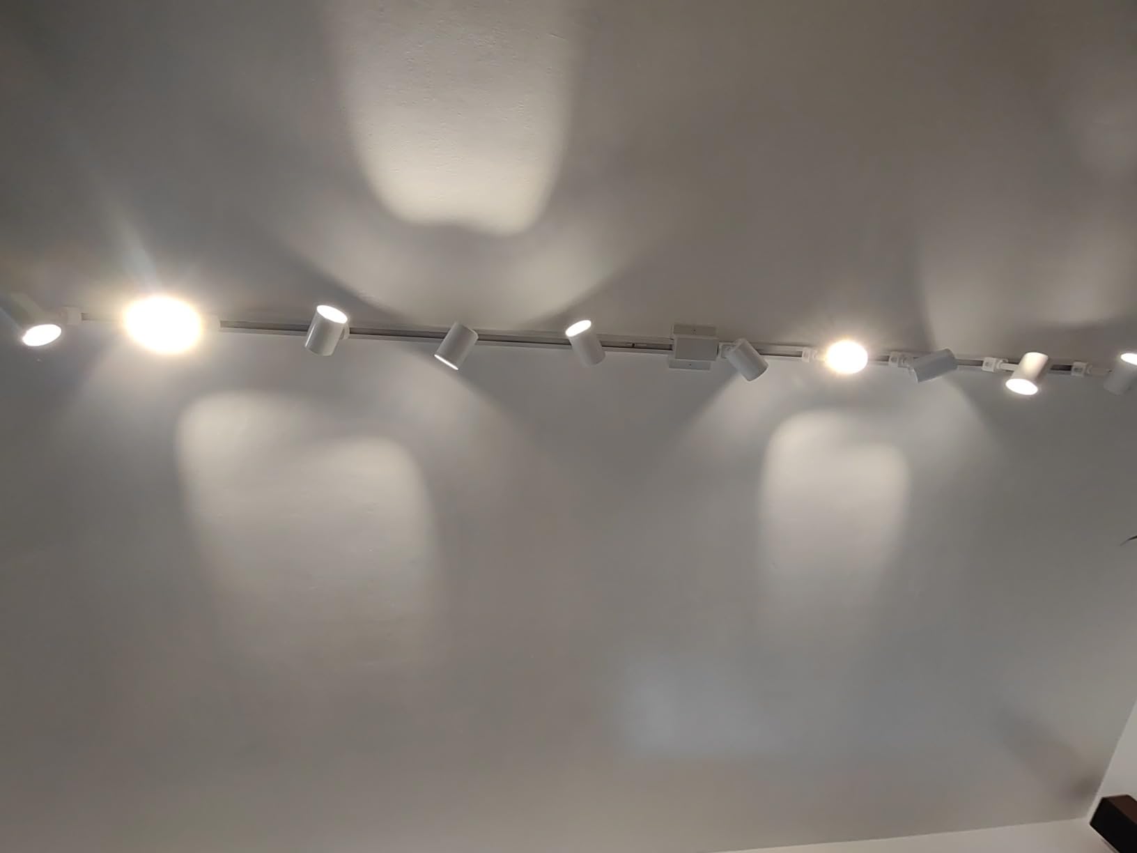 mirrea 12 Pack LED Track Lighting Heads Compatible with Single Circuit H Type Rail Ceiling Spotlight for Accent Task Wall Art Exhibition Lighting 6.5W White Painted (3000K Warm White) customer photo 1