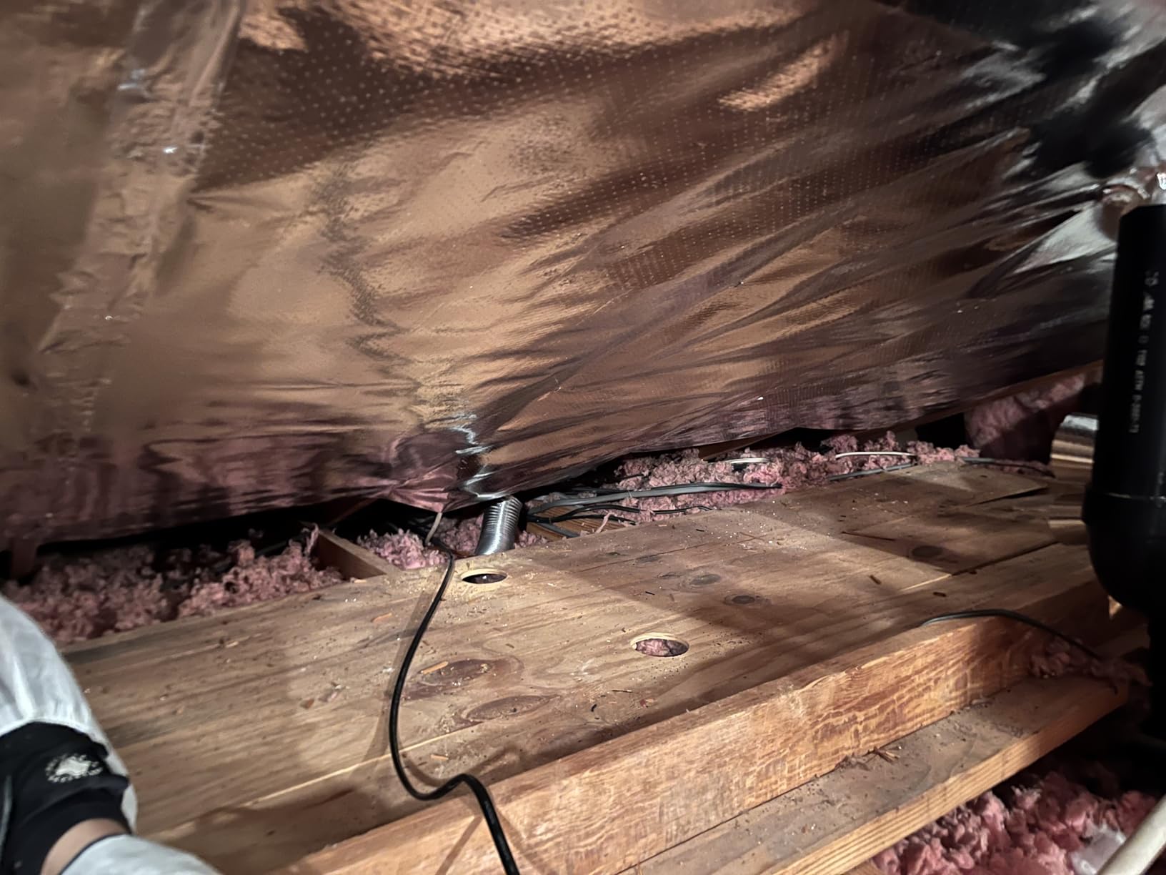 SmartFOIL- 4ft x 125ft Industrial Grade Radiant Barrier 500 sq. ft roll - Attic Foil, House Wrap, Reflective Insulation - Perforated, Breathable - Engineered FOIL (Blocks 95% of Radiant Heat) customer photo 1