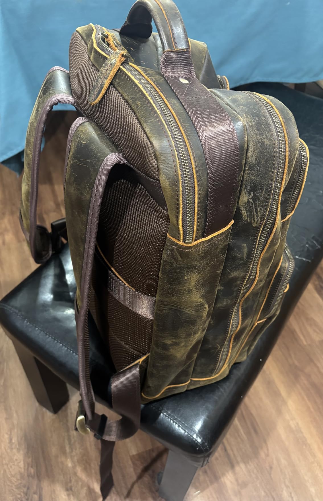 TIDING 17.3 inch Full Grain Leather Laptop Backpack for Men Multi Pockets Casual Daypack Business Travel Rucksack customer photo 2