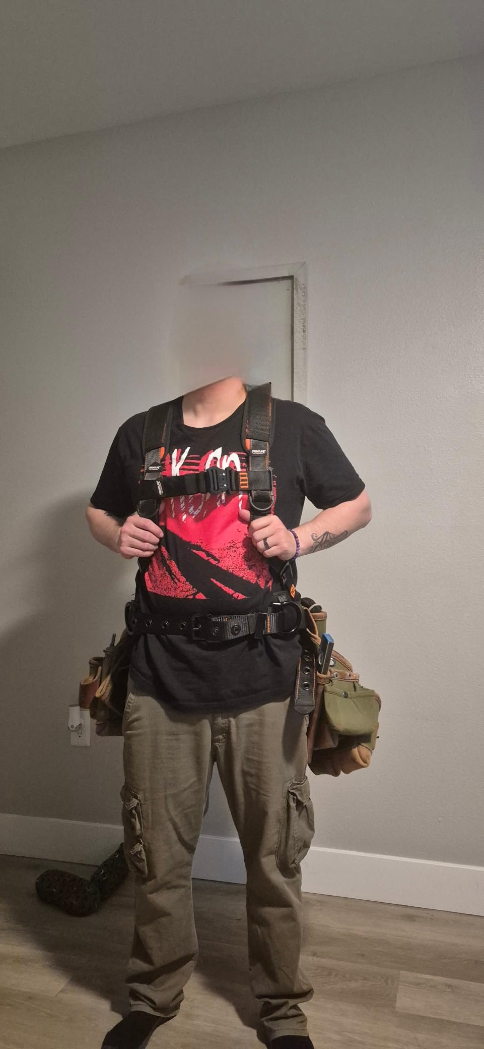 FRONTLINE FALL PROTECTION Harnesses + D-Ring + Multiple Styles + OSHA and ANSI compliant customer photo 1