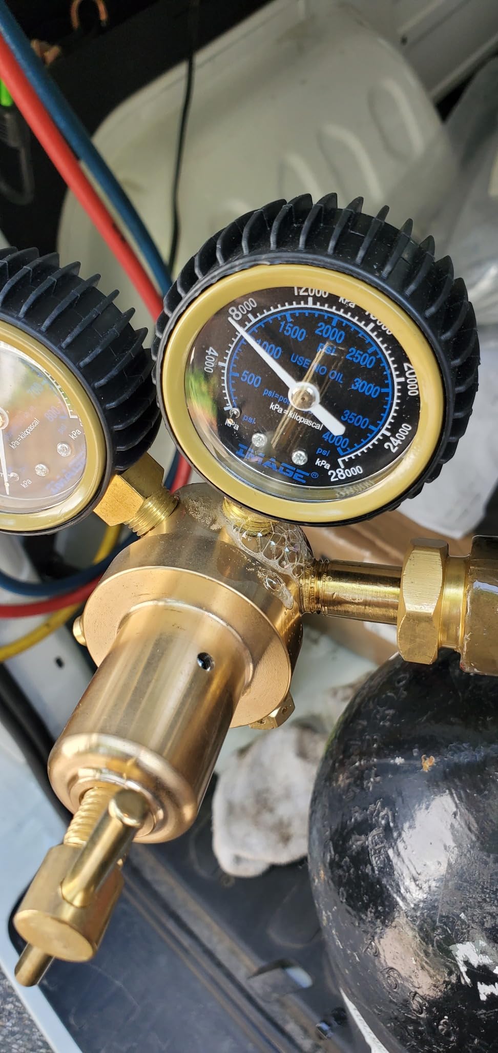 IMAGE Nitrogen Gauge with 0-800 PSI Delivery Pressure Equipment Brass, CGA-580 Inlet Connection and 1/4-Inch Male Flare Outlet, Great for HVAC Purging, Brazing and Soldering customer photo 1