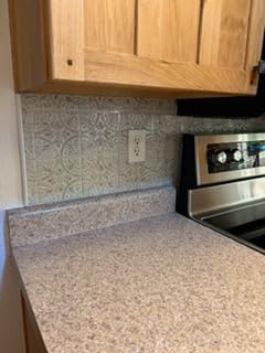 RoomMates TIL4624FLT StickTiles Silver Tin Peel and Stick Tile customer photo 1
