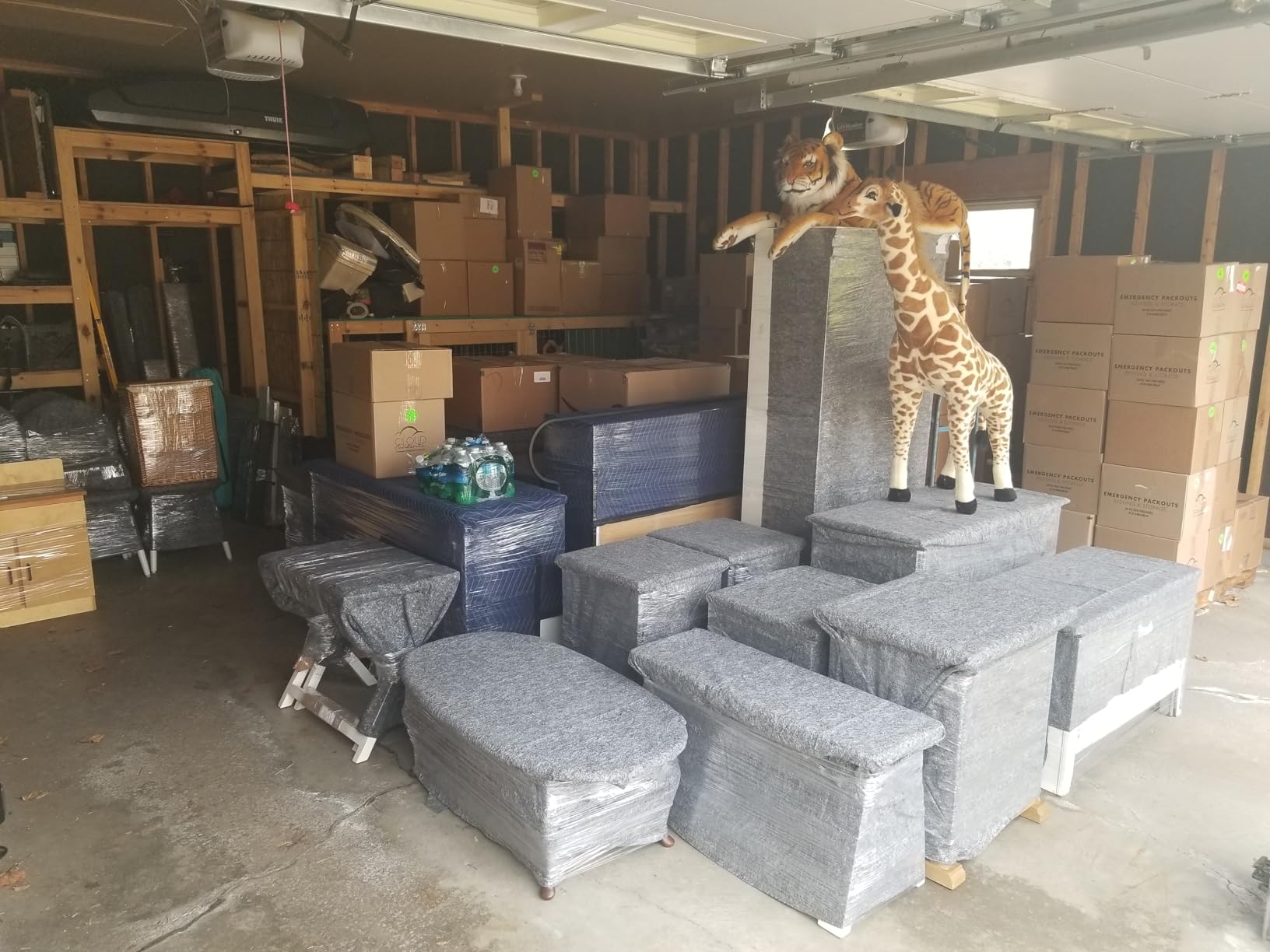 Uboxes UBMOVE Textile Moving Blankets (12 Pack) customer photo 1