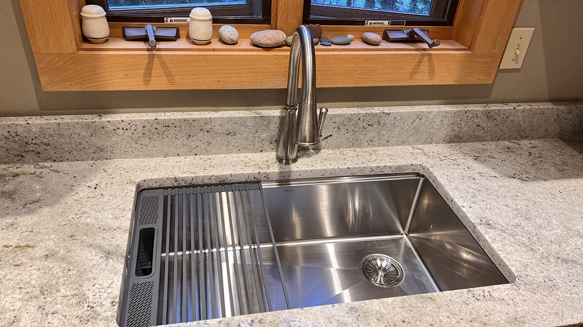 DELTA FAUCET Lorelai Workstation Kitchen Sink Undermount Stainless Steel Single Bowl with WorkFlow Ledge and Chef's Kit of 6 Accessories customer photo 2