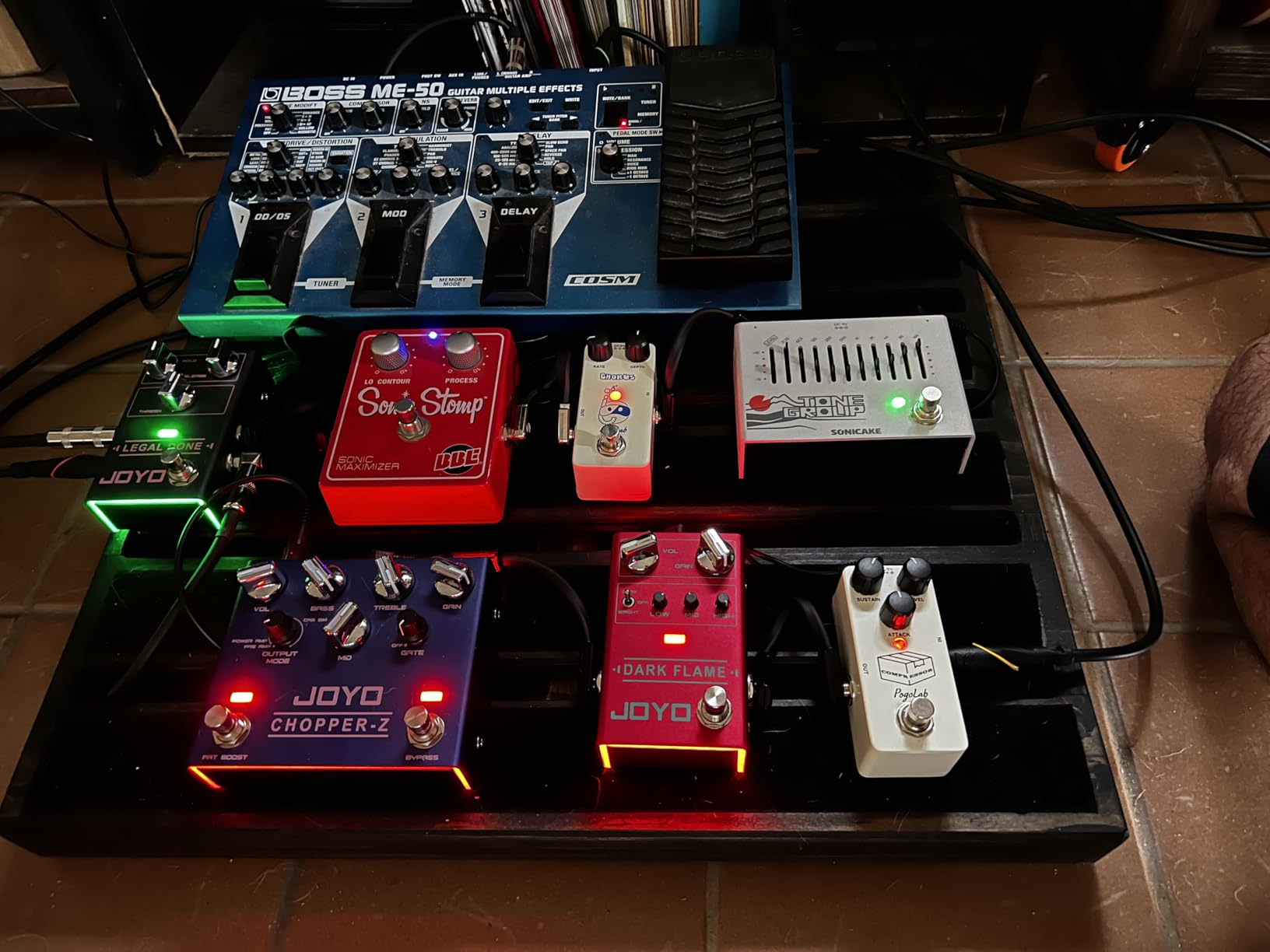 JOYO Modern High-Gain Distortion Guitar Pedal Dark Flame R-17 customer photo 1
