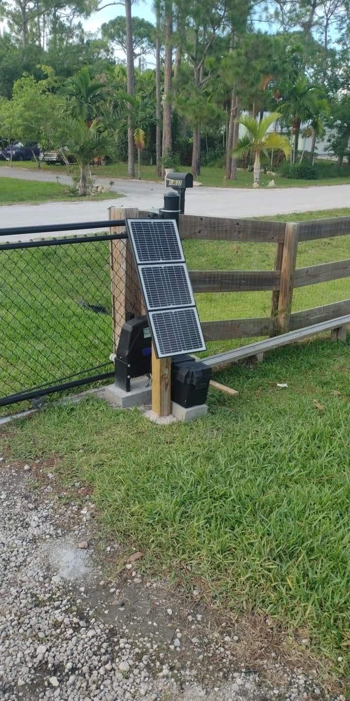 TOPENS DKC1100S Solar Sliding Gate Opener Chain Drive Automatic Gate Motor for Heavy Driveway Slide Gates Up to 2600 Pounds, Electric Gate Operator Battery Powered with Solar Panel Remote Control Kit customer photo 2