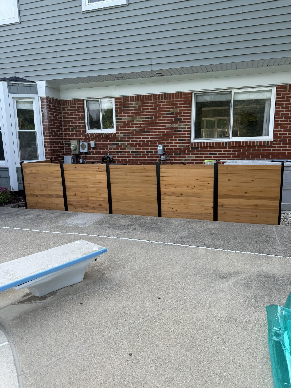 Enclo Richmond Privacy Screen, Cedar Wood, DIY No Dig Screen Kit | 3.5ftH x 3ftW, 2 Panels, AC Unit Privacy Fence, EC18008 customer photo 1