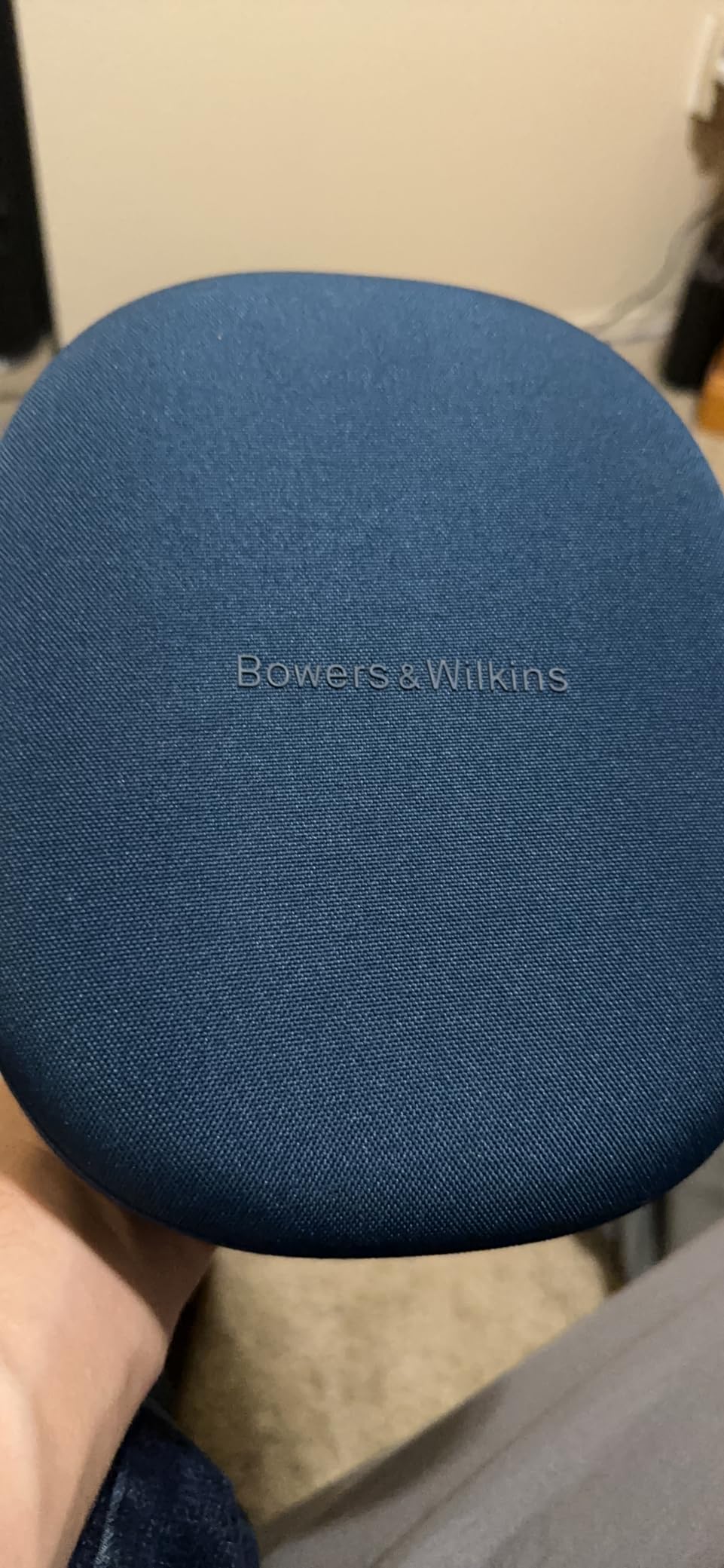Bowers & Wilkins Px7 S2 Over-Ear Headphones - Advanced Noise Cancellation, Technical Fabrics, 30-Hour Battery Life, 15-Min Quick Charging, Black customer photo 2