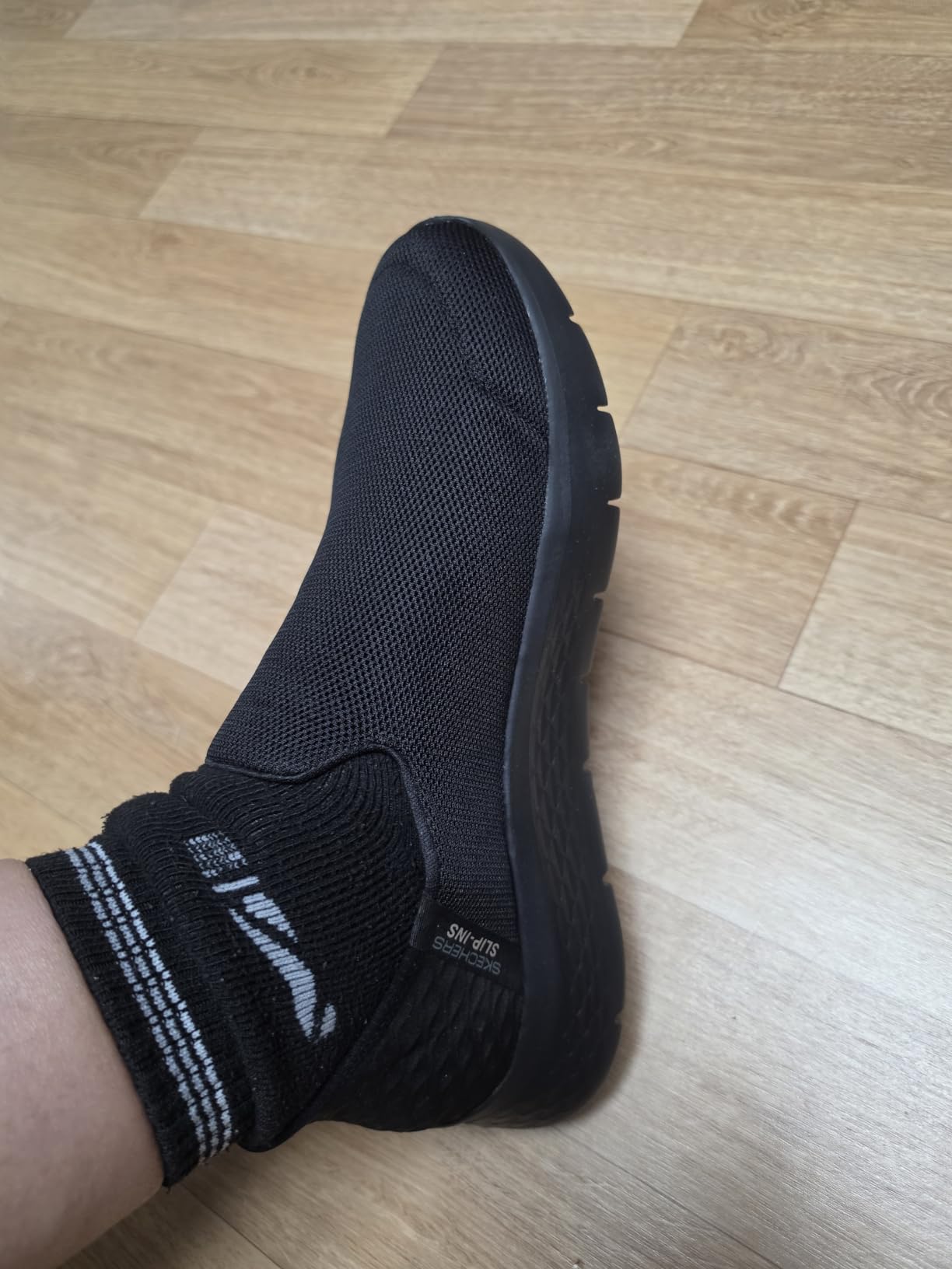 Skechers Men's Hands Free Slip-ins Go Walk Flex No Hands Sneaker customer photo 2