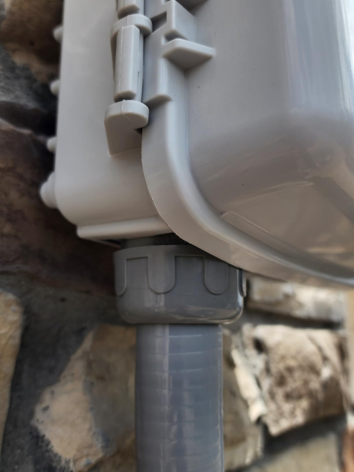 3/4inch 50ft Liquid-Tight Conduit and Connector Kit,Flexible Non-Metallic Liquid Tight Electrical Conduit Kit with 5 Straight and 3 90-Degree Connector Fittings,3/4 in. Dia customer photo 2
