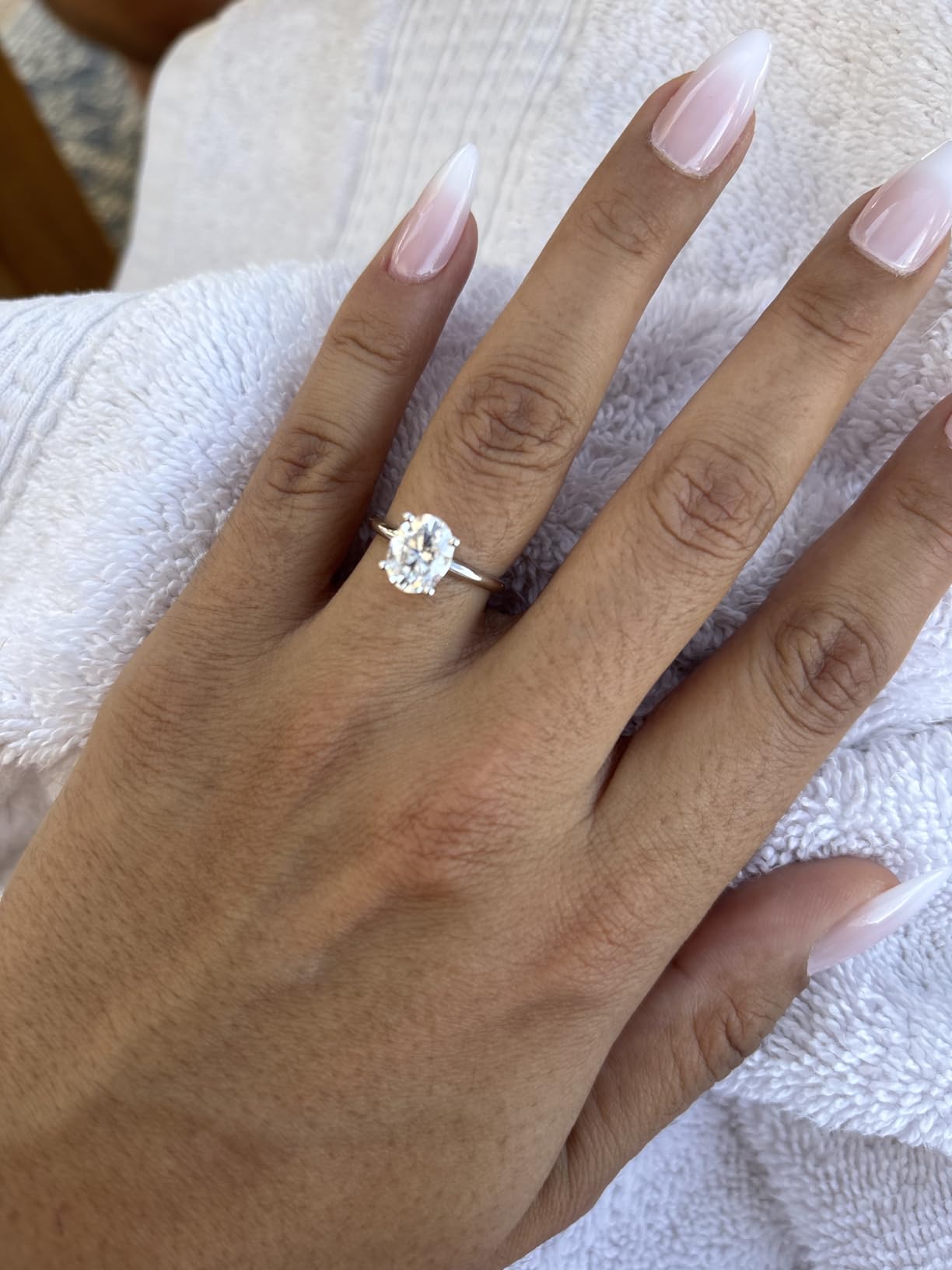 IMOLOVE Solitaire Moissanite Engagement Ring, 1CT D Color VVS1 Clarity, 925 Sterling Silver with 18K White Gold Plated, Ideal Gift for Women customer photo 2