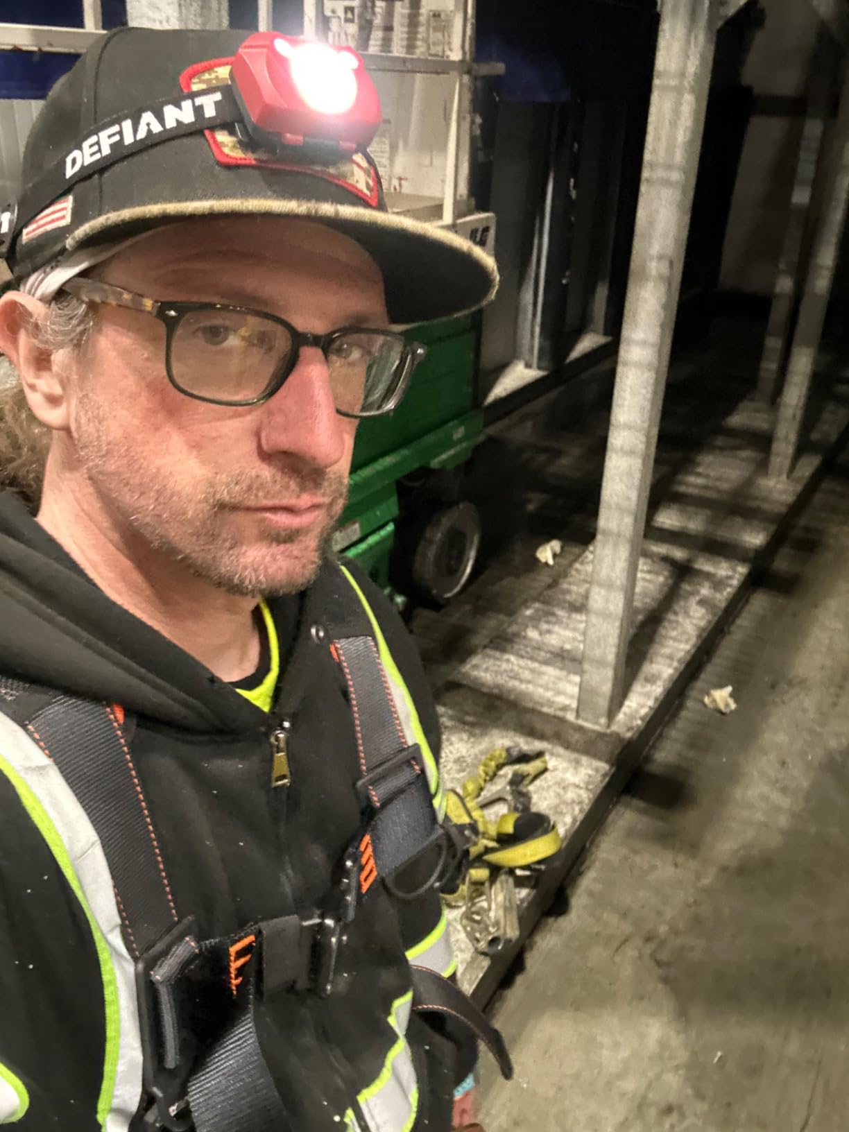 Frontline Full Body Harness | Suspension Trauma Straps| OSHA & ANSI Compliant customer photo 2
