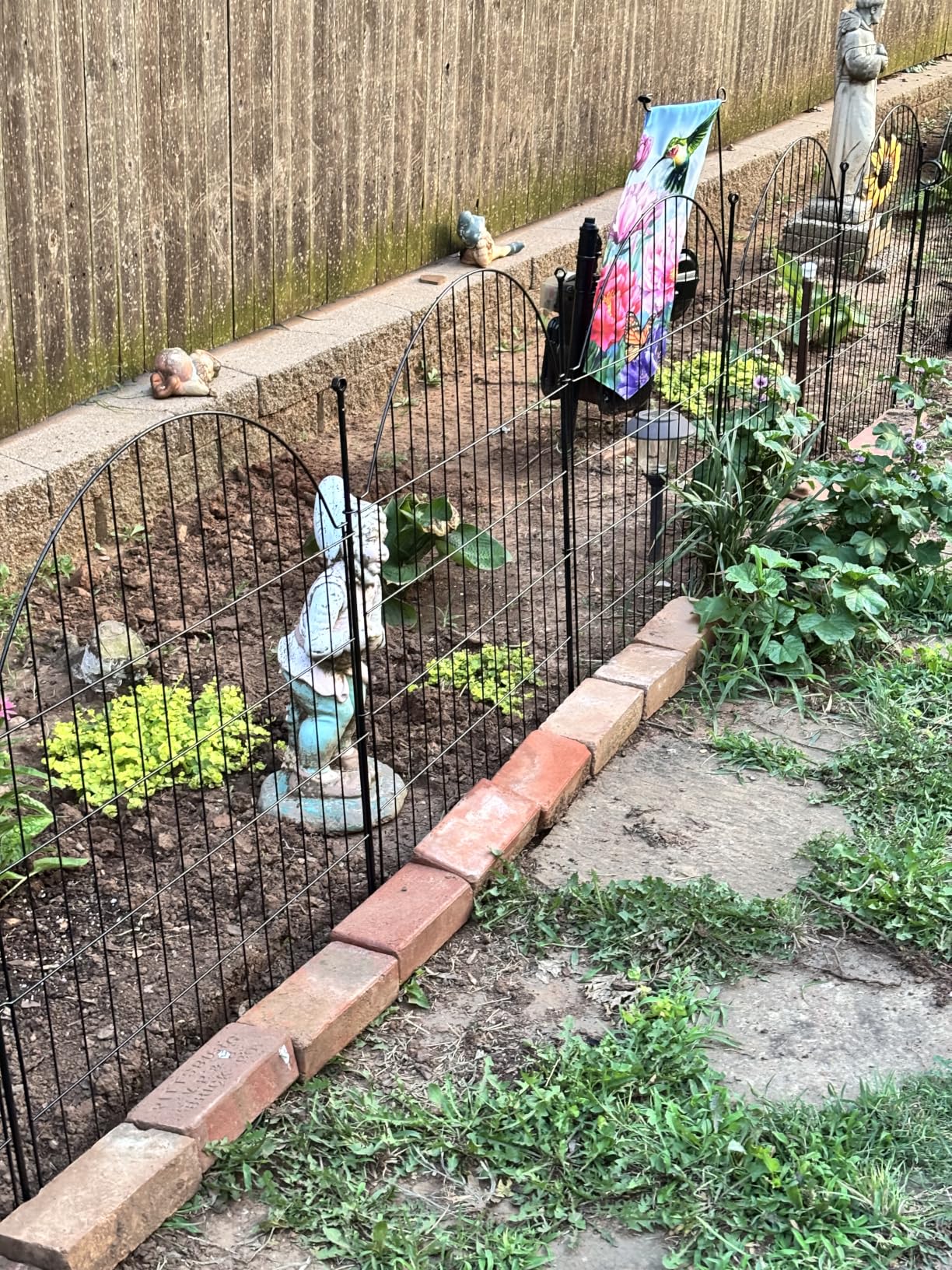 Blingluck Decorative Garden Fence, 17 in(H) x 10.83 ft(L) Arched Rustproof Metal No Dig Fence Garden Fence Border, Ground Stake Animal Barrier Fence for Rabbit Dog, Outdoor Decor for Yard & Patio customer photo 2