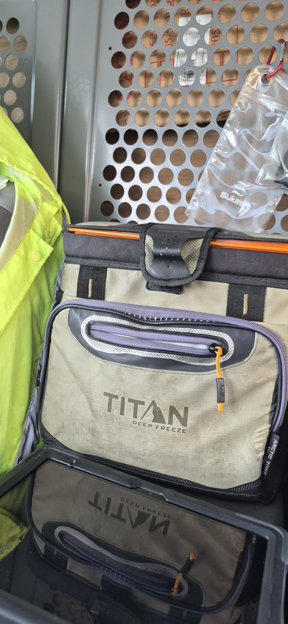 Titan by Arctic Zone Deep Freeze Cooler - Zipperless Hardbody Cooler customer photo 1