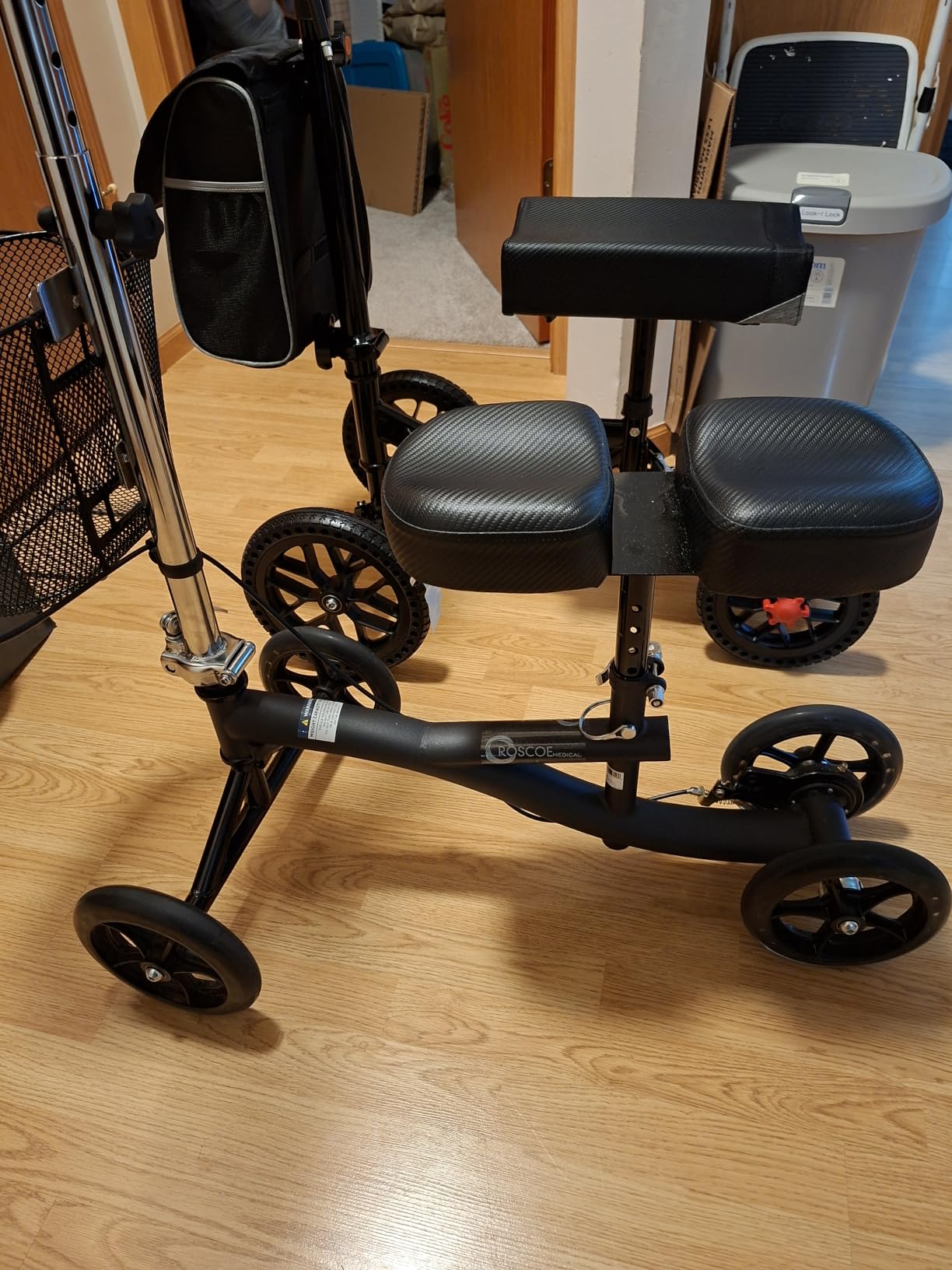 BlessReach All Terrain Foldable Knee Scooter Walker - Economical Knee Walker for Foot Injuries, Compact Crutches Alternative - Black customer photo 1