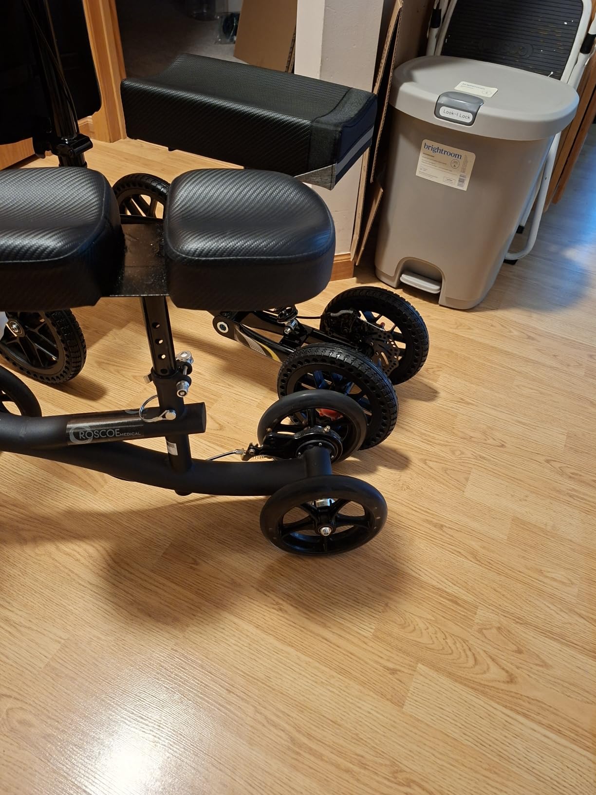 BlessReach All Terrain Foldable Knee Scooter Walker - Economical Knee Walker for Foot Injuries, Compact Crutches Alternative - Black customer photo 2