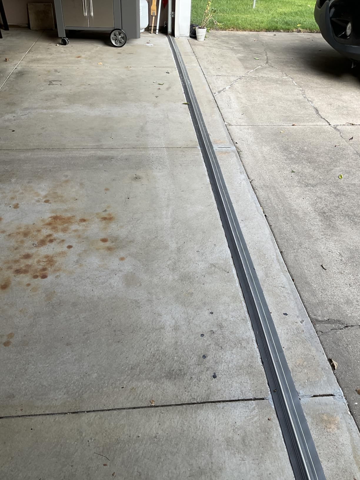Jin&Bao Universal Garage Door Threshold Seal 20FT Rubber Strip & 2 Adhesive - Waterproof Weather Stripping Replacement customer photo 2
