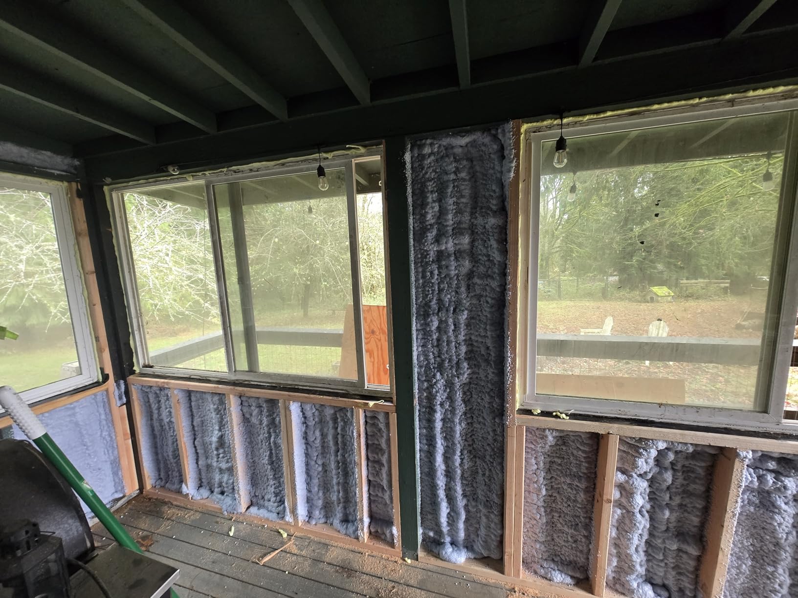 Spraycoat Fire Rated Spray Foam Insulation Kit 240 Sq.Ft - High R-Value (11.32 / 2in) Closed Cell Heat & Noise Insulation for Wall & Attic - Gun, Cleaner & Safety Gear - 27.1 oz, 12 Pack customer photo 1
