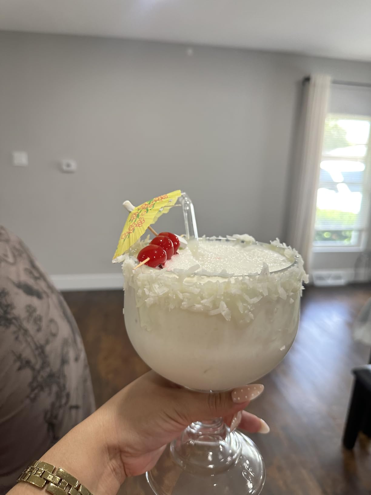 Chefcaptain Margarita Glass Schooner - Set Of 4 JUMBO SIZE 26.5OZ XL Goblet Crystal Style ZERO LEAD Shrimp Cocktail, Coronaritas, Margaritas 4 PACK (XL 26.5 OZ) customer photo 1