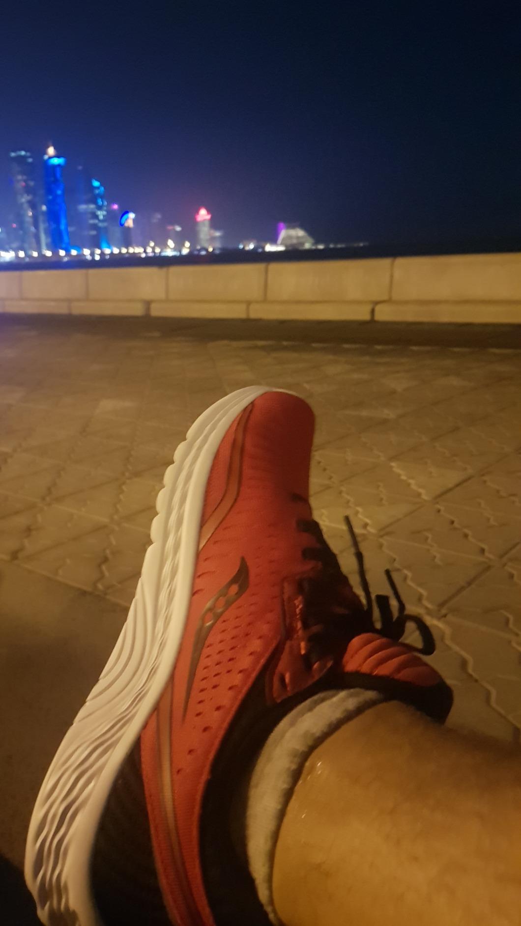 Saucony Men's Guide 17 Sneaker customer photo 2