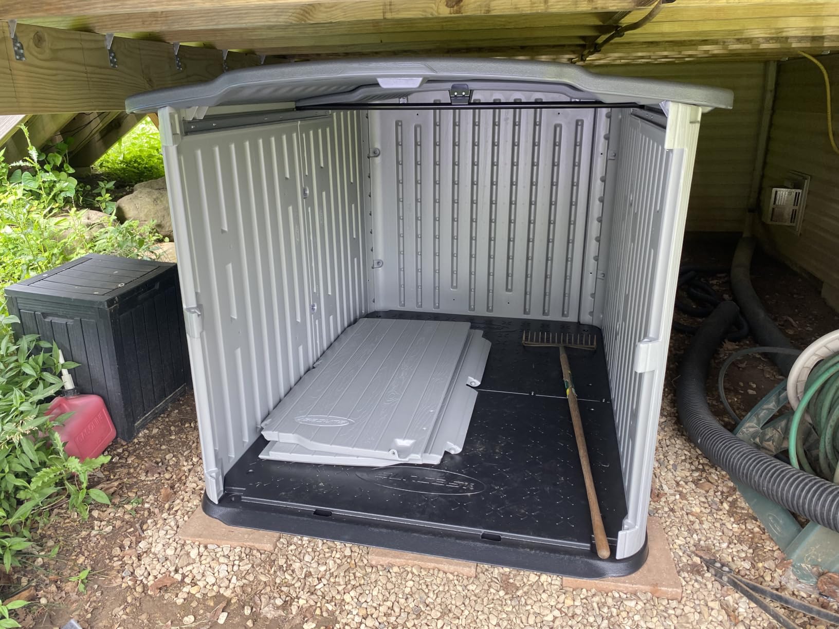 Suncast Glidetop 98 Cubic Foot Horizontal Shed Storage, Outdoor Waterproof Resin Floor Home Patio Deck Box for Garden and Tools, Dove Gray customer photo 2