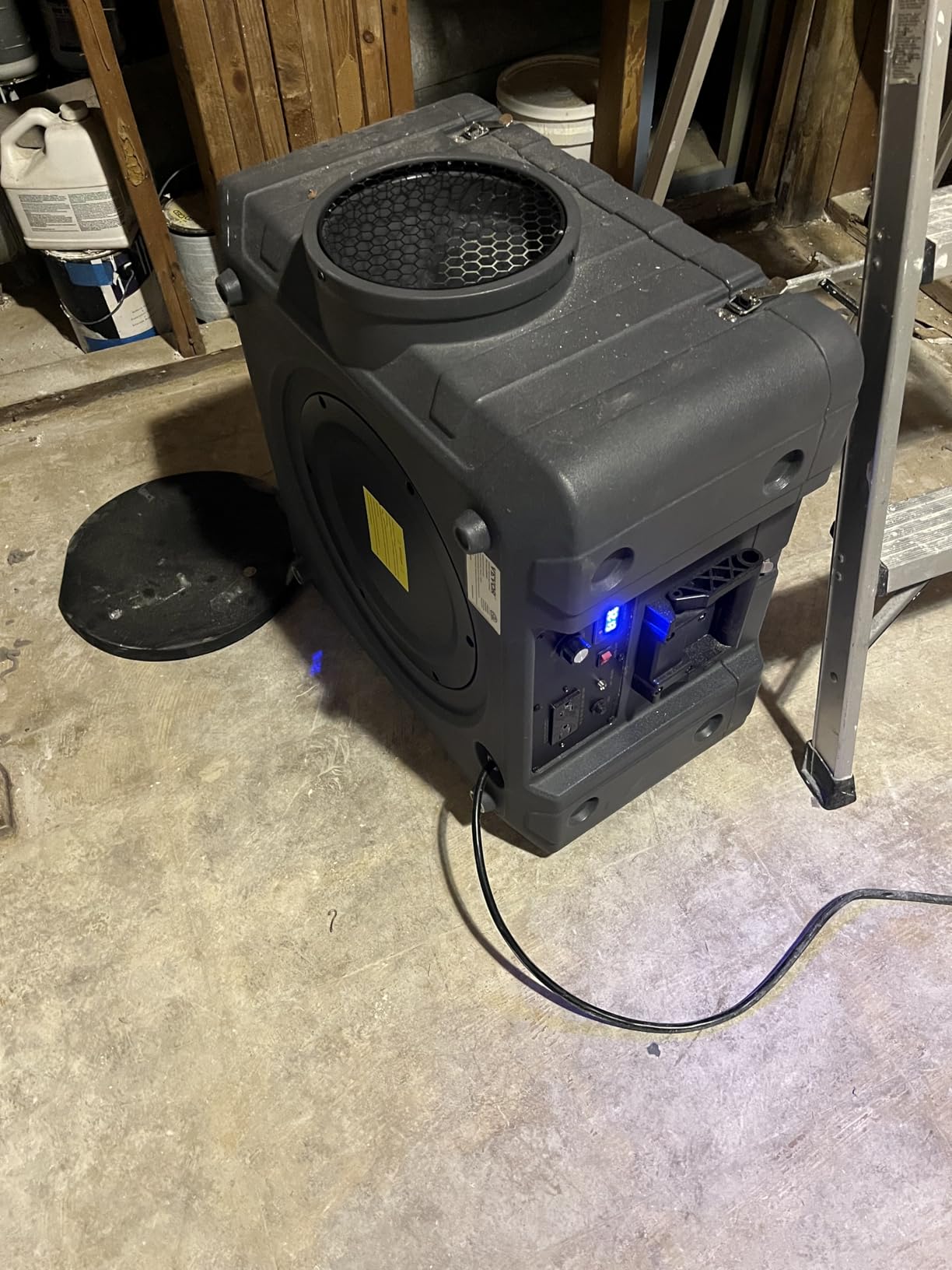VEVOR Air Scrubber with 3-Stage Filtration, Stackable Negative Air Machine 800 CFM, Air Cleaner with MERV10, Carbon, H13 HEPA, for Home, Industrial and Commercial Use customer photo 2
