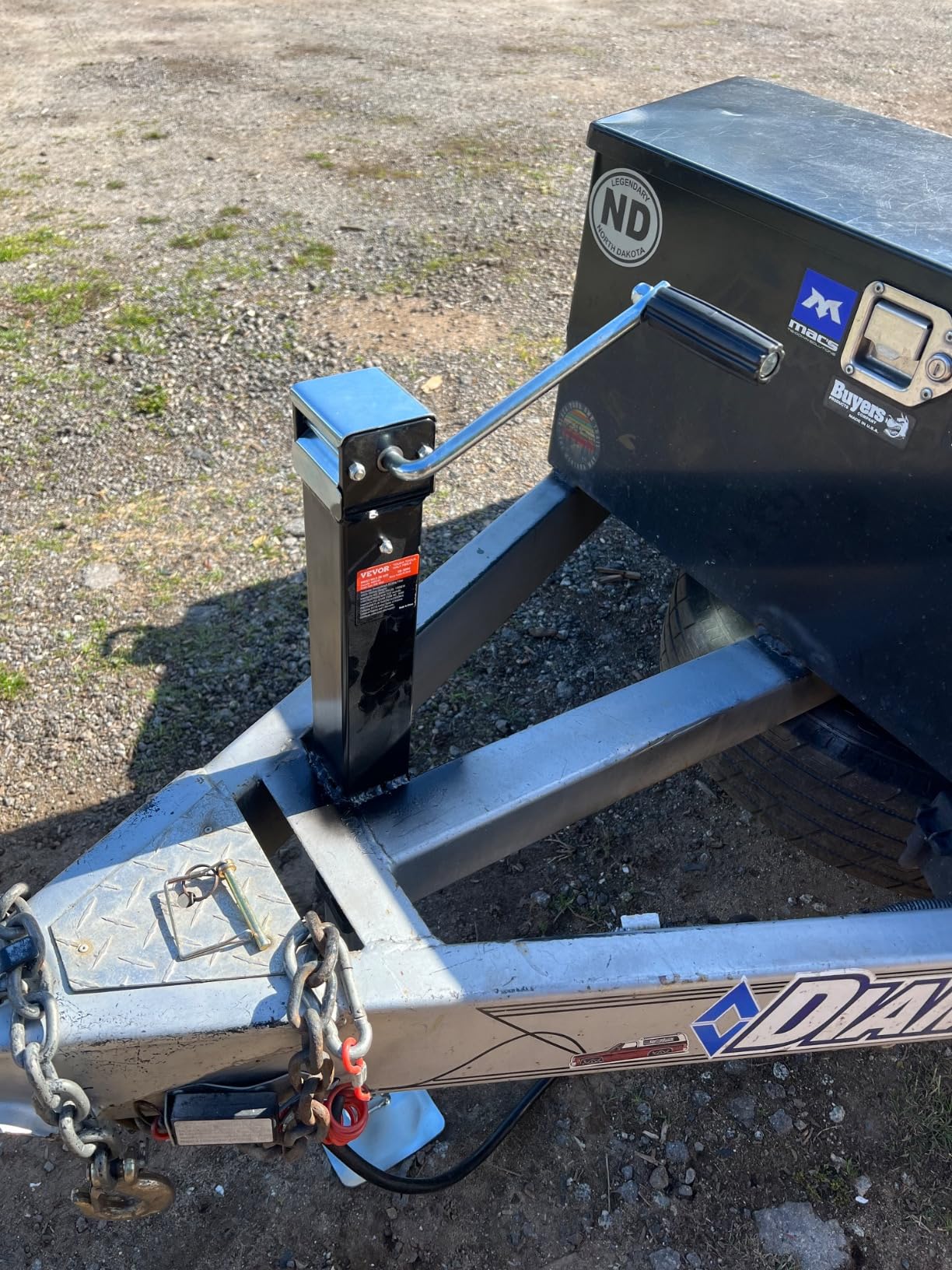 VEVOR 8000lbs Heavy-Duty Square Direct Weld on RV Jack, 15-1/4 Inches Lift, Adjustable Drop Leg, for Lifting RV, Horse, Utility, Yacht Trailers, TJD-7000S customer photo 2