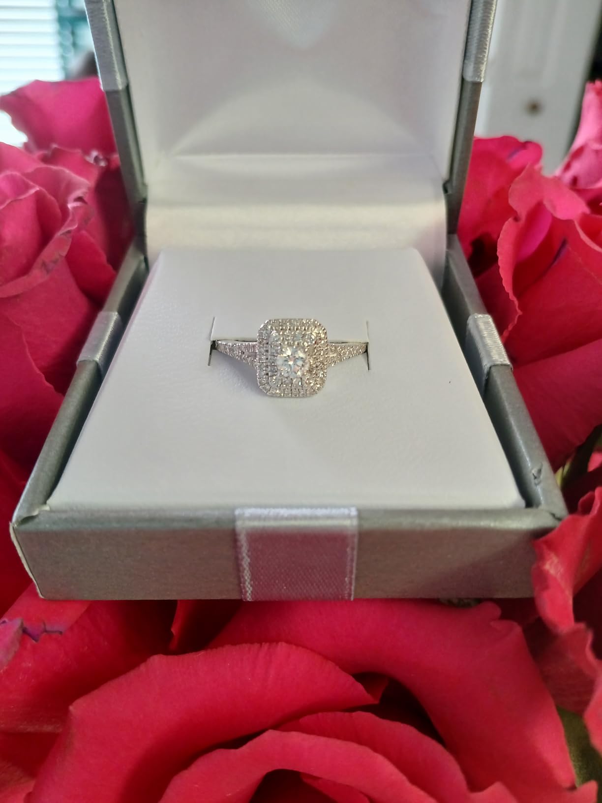 GILDED 1 ct. T.W. Lab Grown Diamond (SI1-SI2 Clarity, F-G Color) and Sterling Silver Pear Shape Engagement Ring customer photo 1
