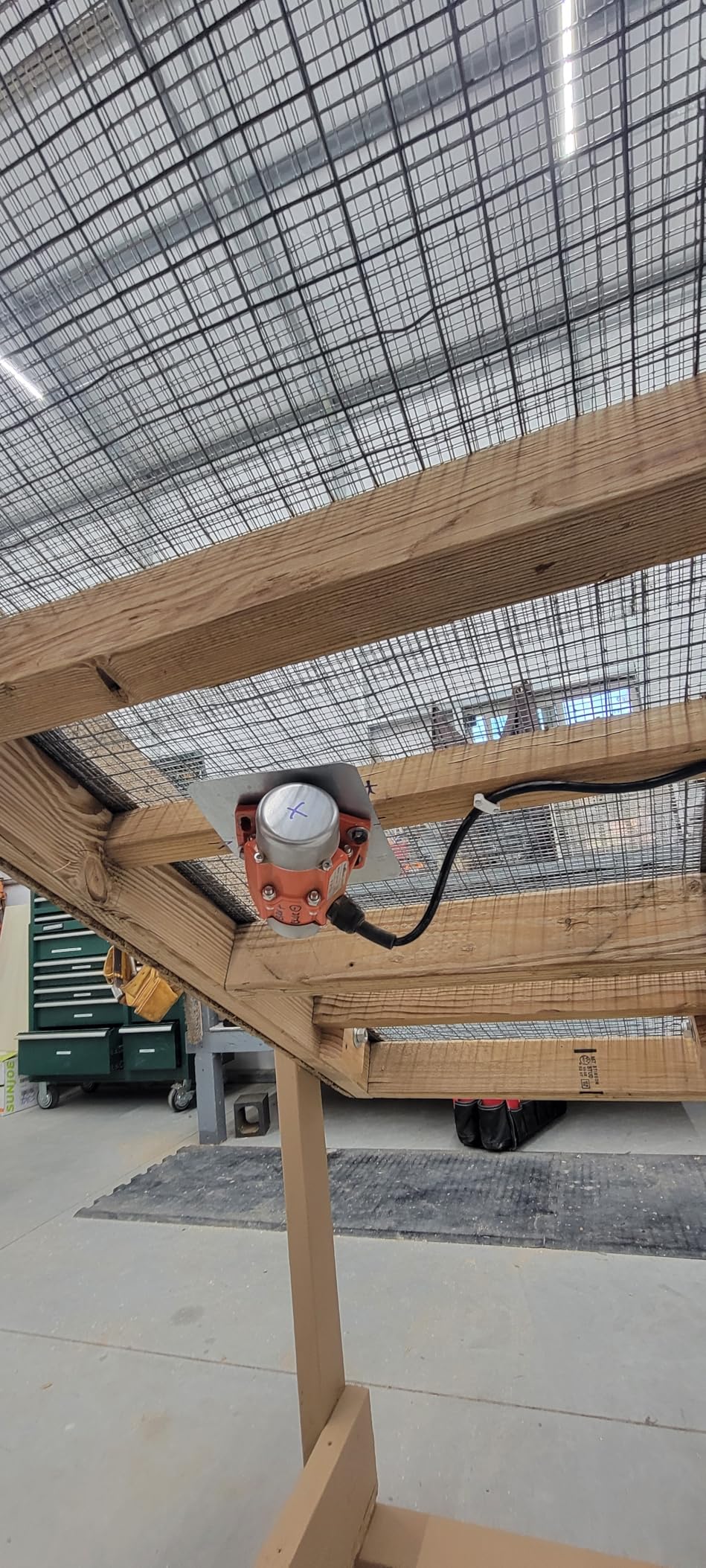 Industrial Concrete Vibrator AC Single Phase 110V 3600RPM 40W for Vibrating Table Feeder Silo customer photo 1