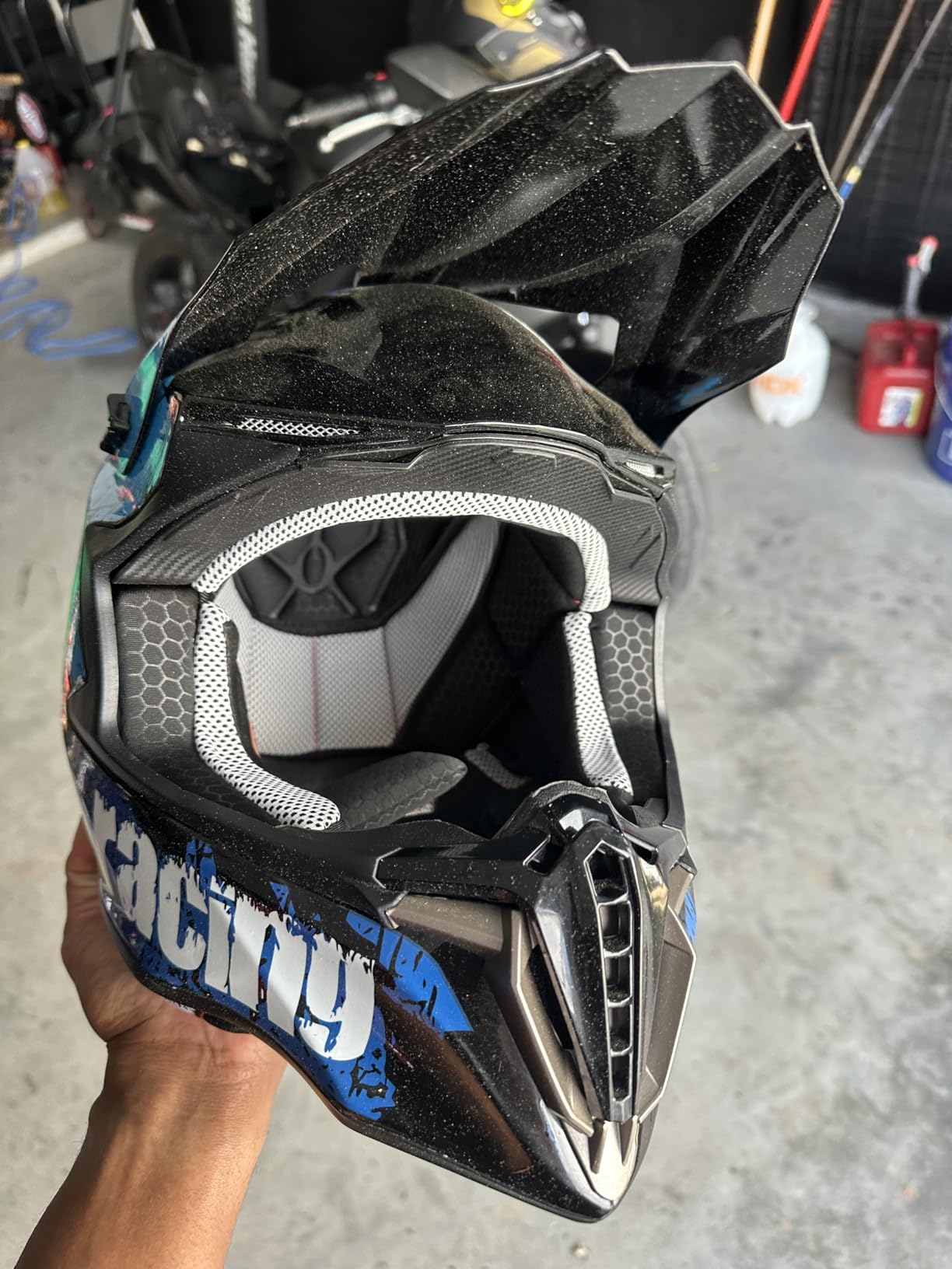 OUMURS Adult ATV Dirt Bike Helmet with Goggles Gloves & Mask Quick Release Buckle Adjustable Sun Visor Motorcycle Adult Helmet Off-Road customer photo 2