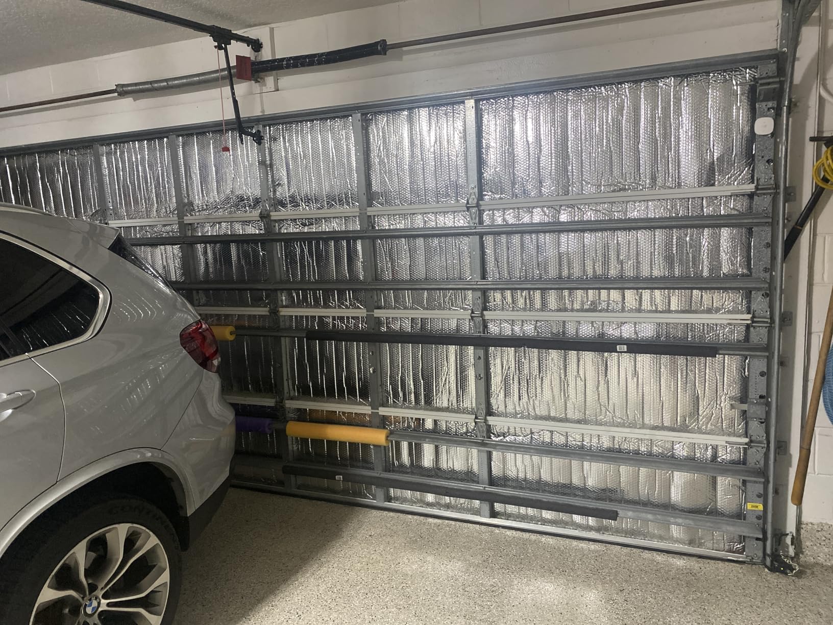 Frienda 24 Pcs Garage Door Insulation Panels Kits Double Bubble Reflective Aluminum Foil Radiant Barrier Thermal Insulation Sheet for Garages Greenhouses Attics Walls Windows (20.5 x 54 Inch) customer photo 1